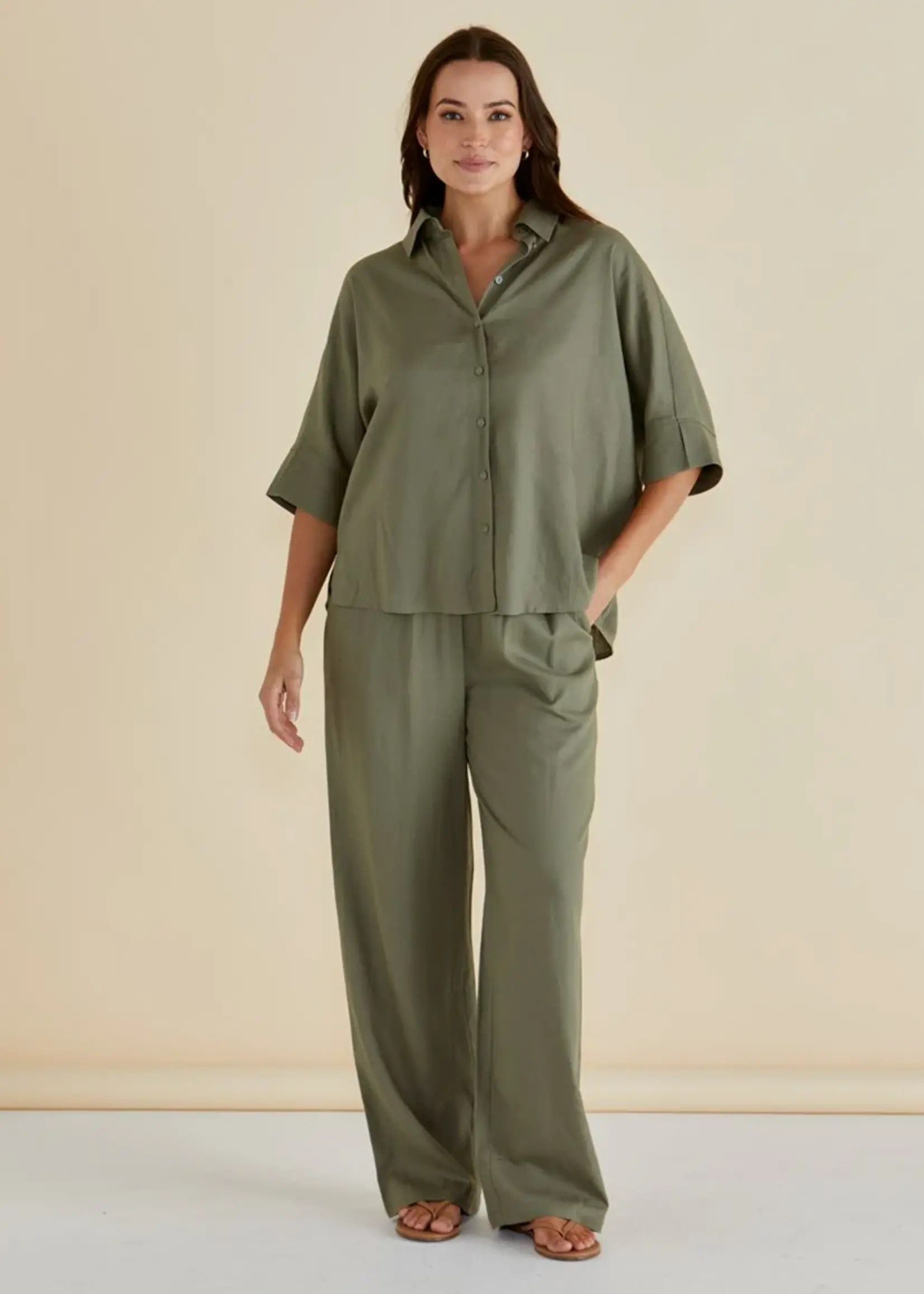 Betty Basic Lynwood Linen Shirt - Olive