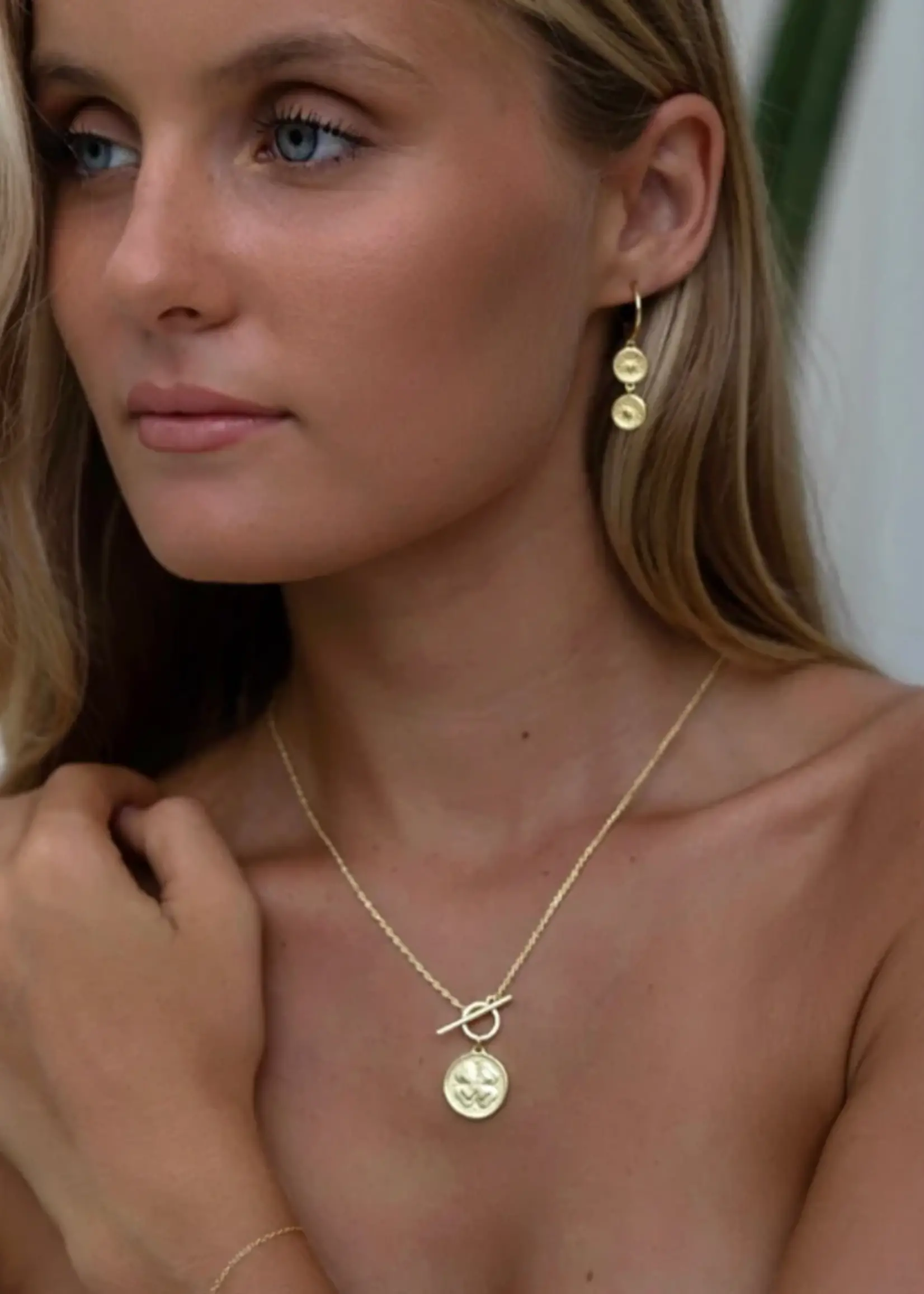 Lion Wild Clover Necklace