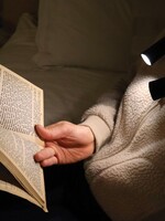 Hands Free Book Light