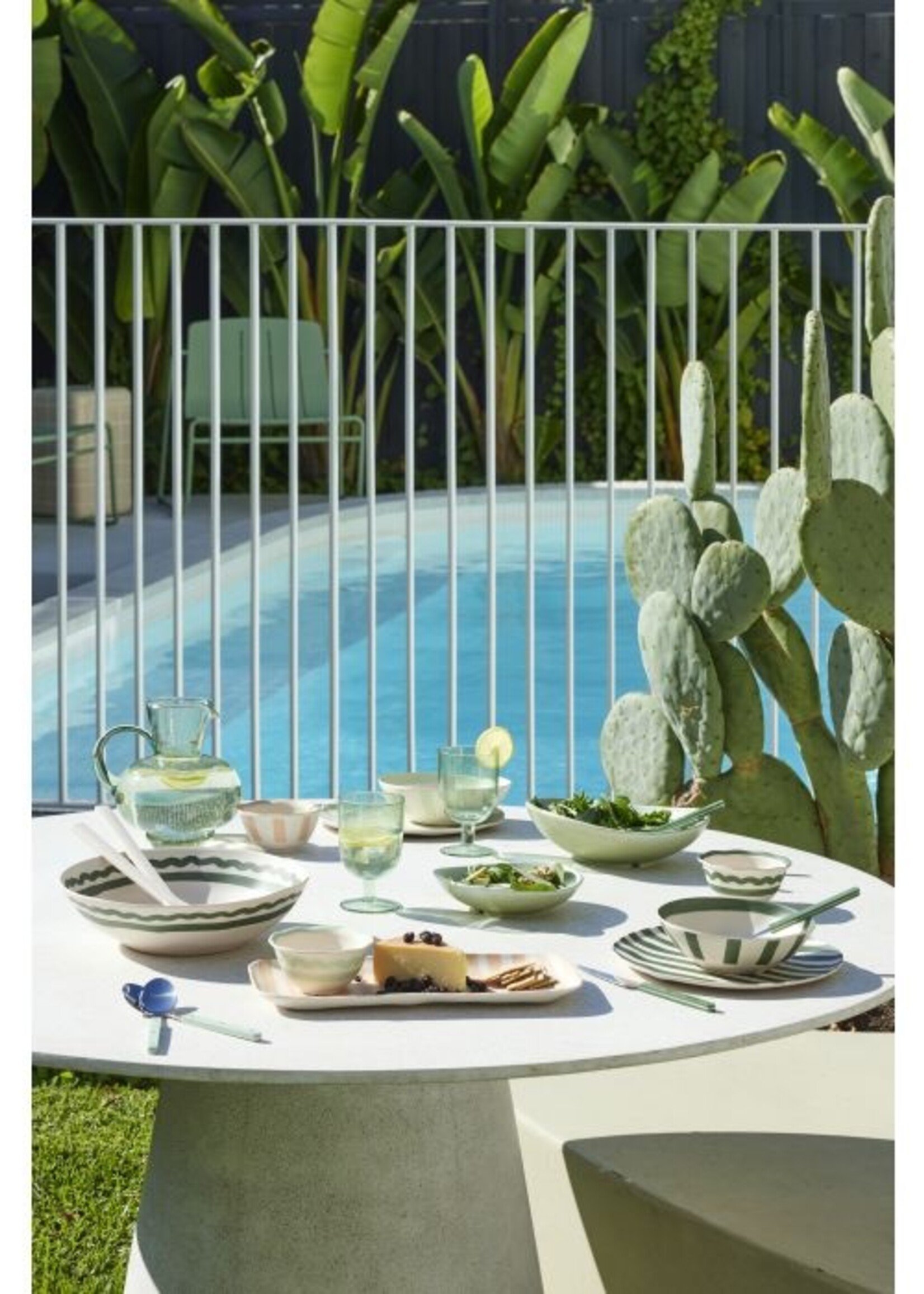 Greta Porcelain Raised Serving Plate