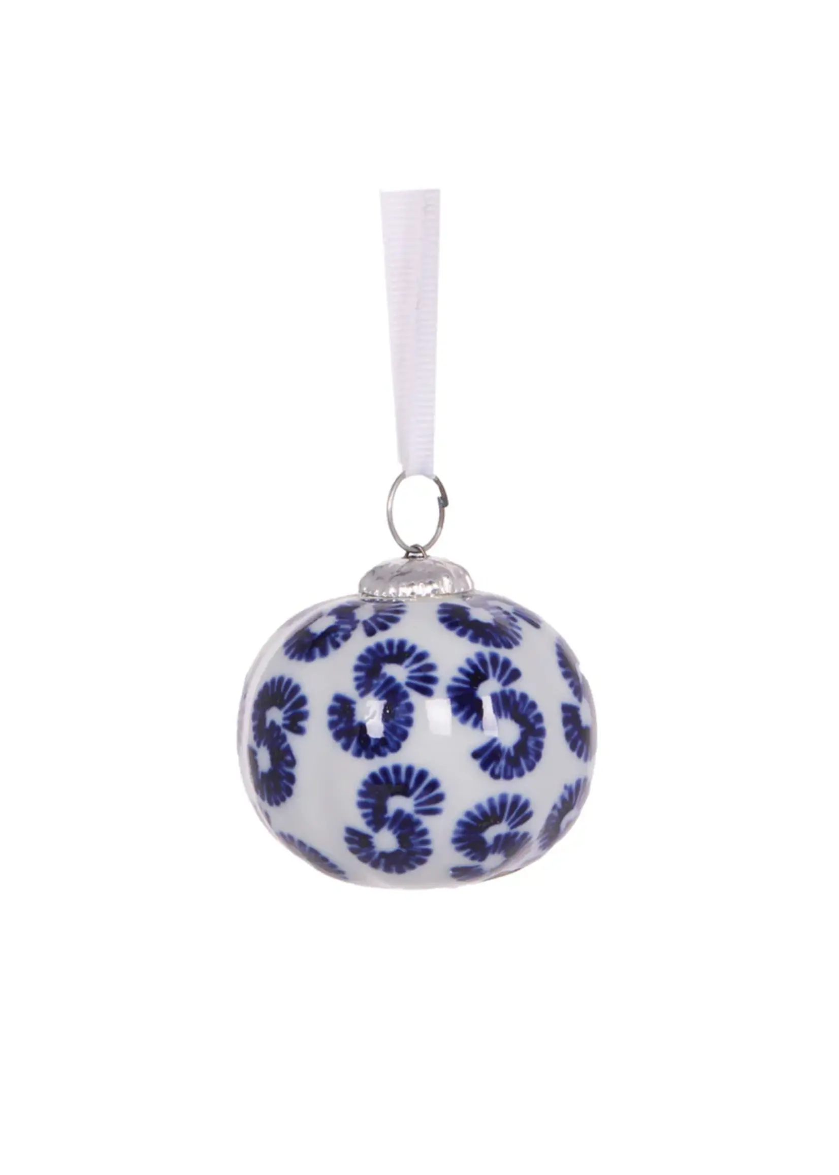 Holly and Ivy Chinoiserie Baubles Hanging