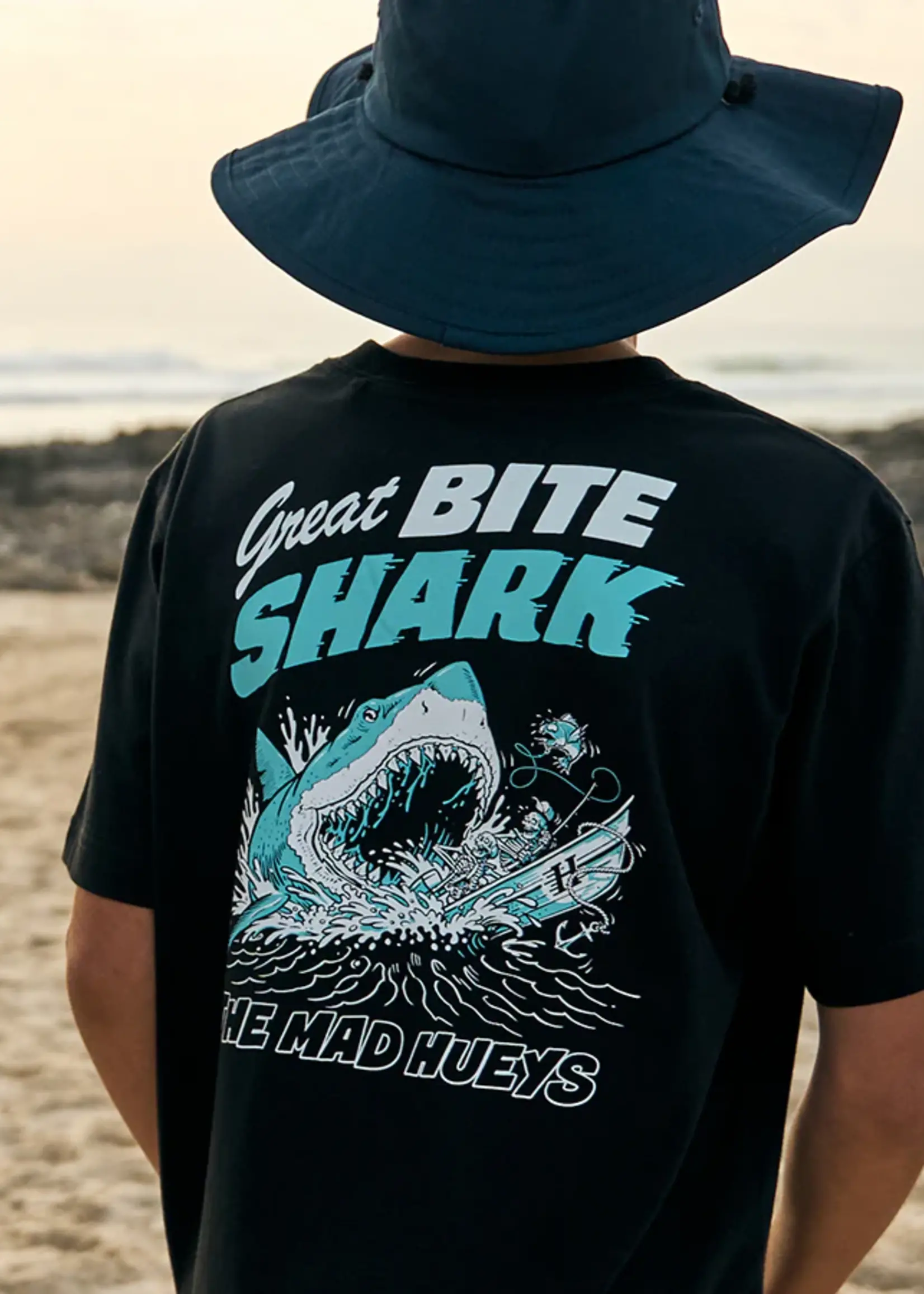 Mad Hueys Great Bite Shark Youth Tee - Black