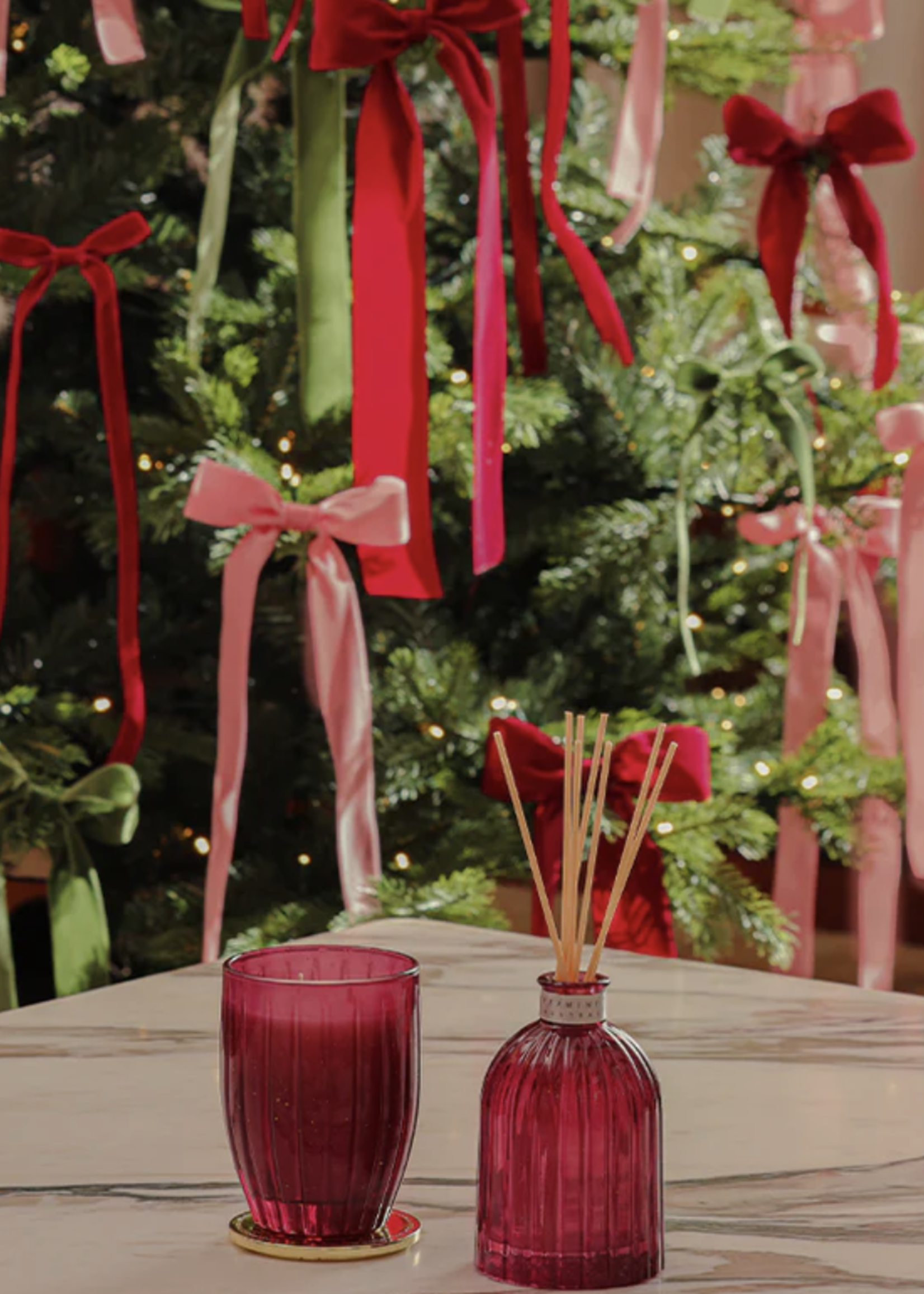 Peppermint Grove Champagne & Red Raspberries Soy Candle | 370g