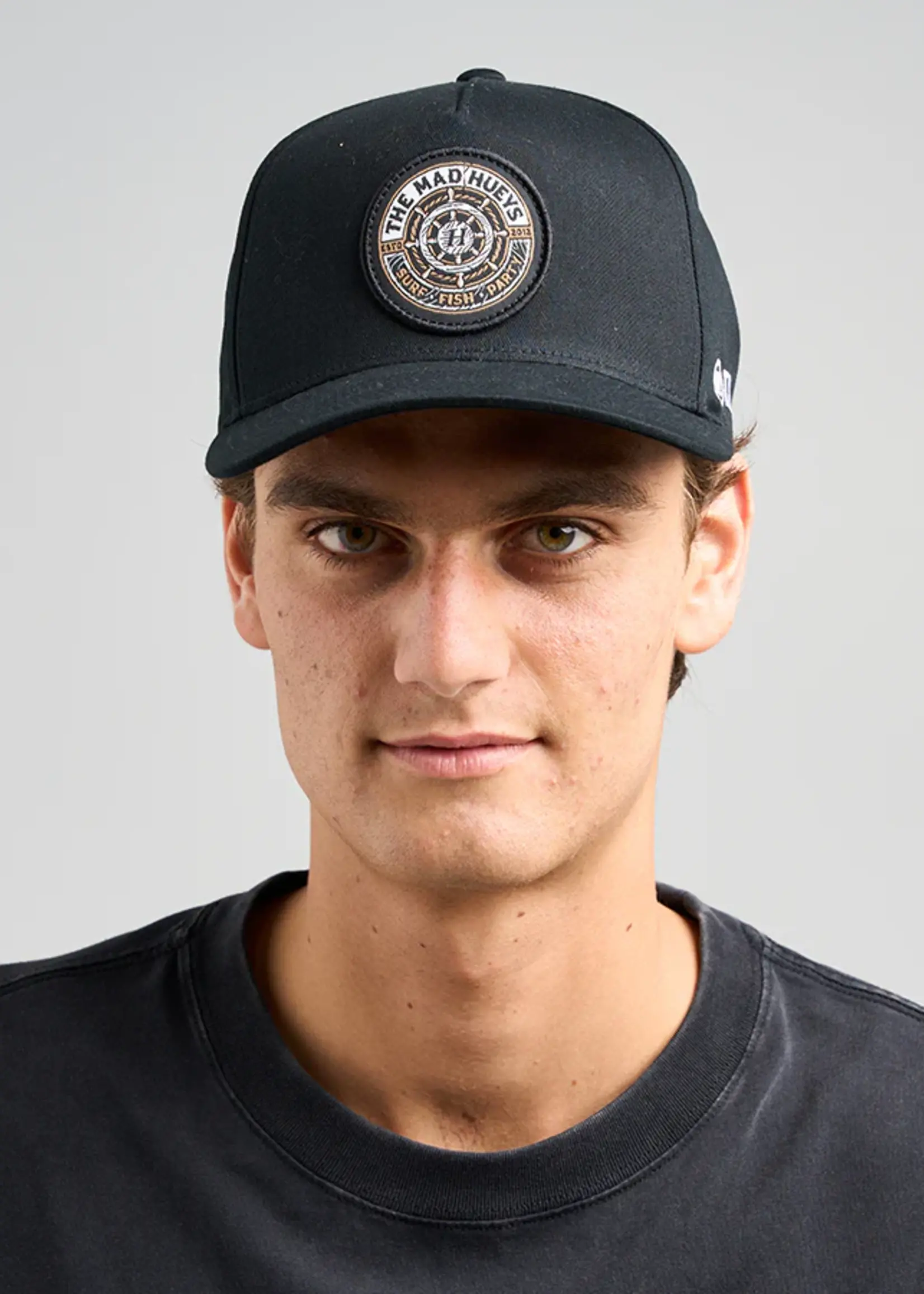 Mad Hueys Ship Wheel Beers Twill Snapback