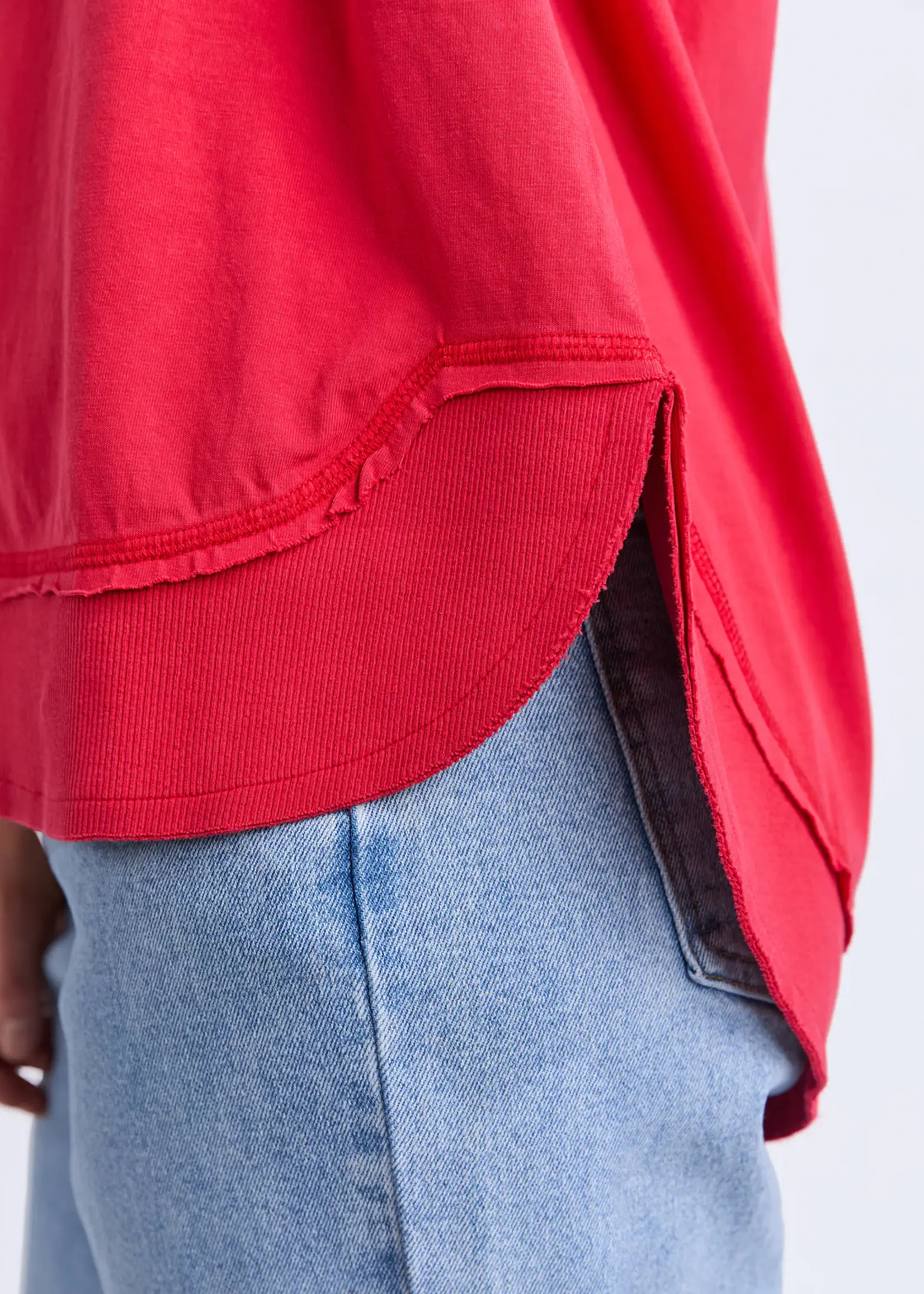 Foxwood Farrah Short Sleeve Tee - Crimson