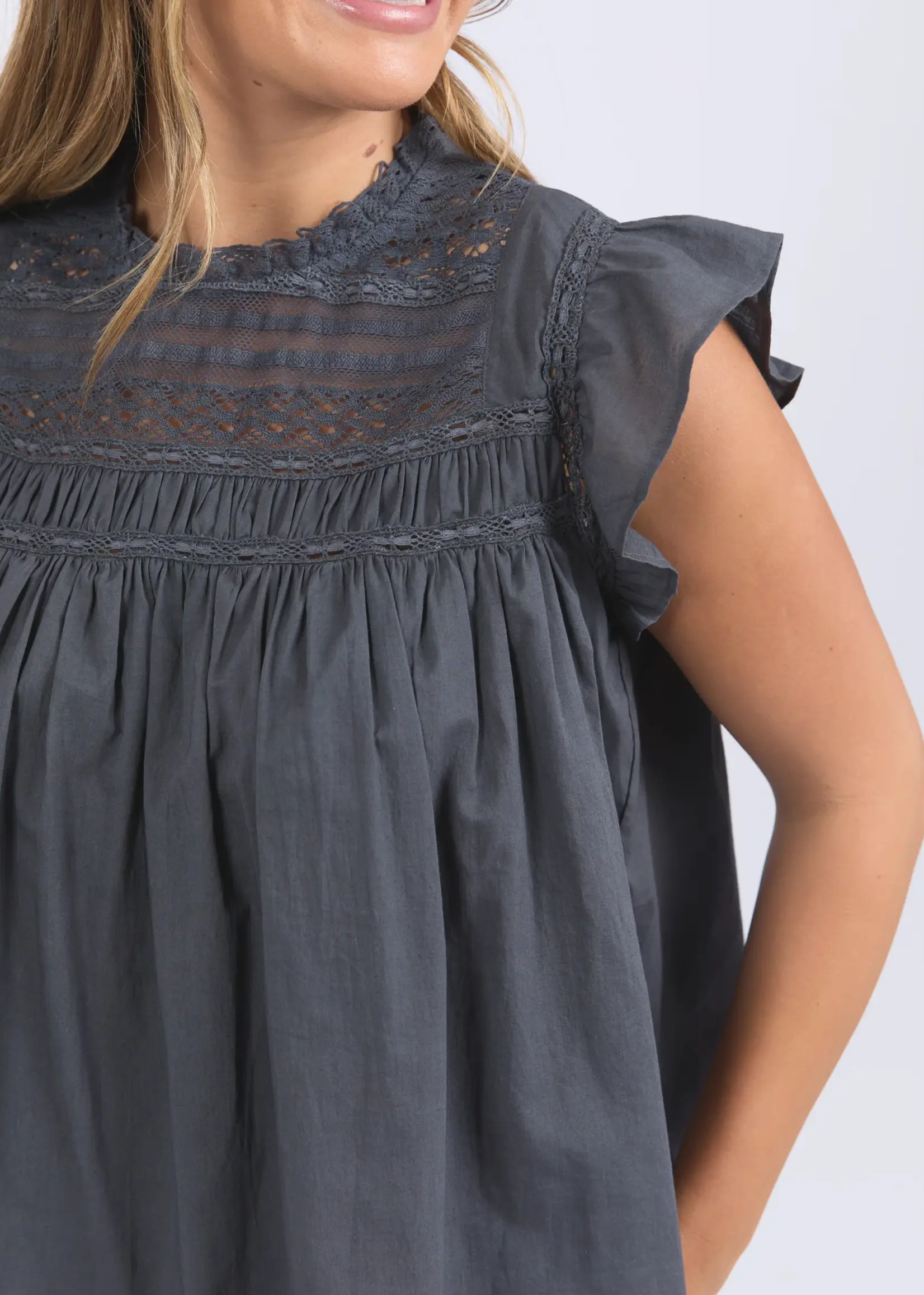 Foxwood Adelyn Top - Charcoal