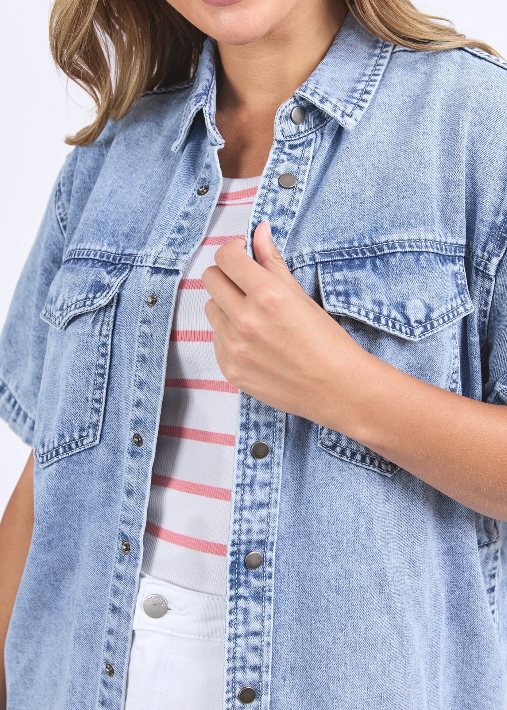 Foxwood Daisy Shirt - Light Blue