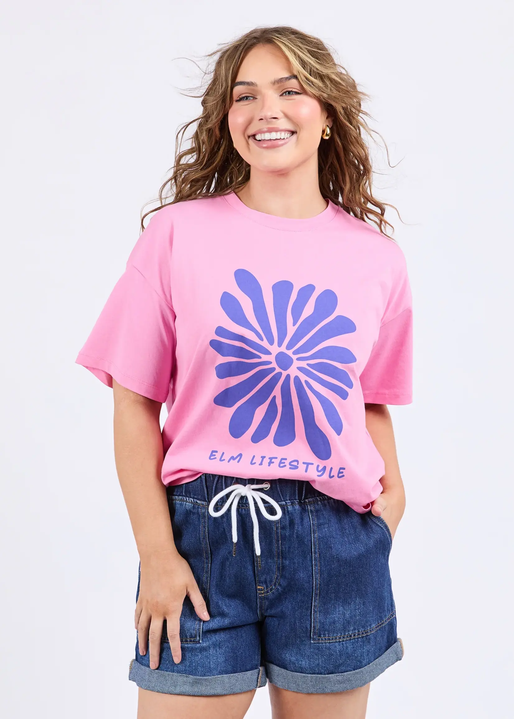 Camelia Tee - Chateau Rose