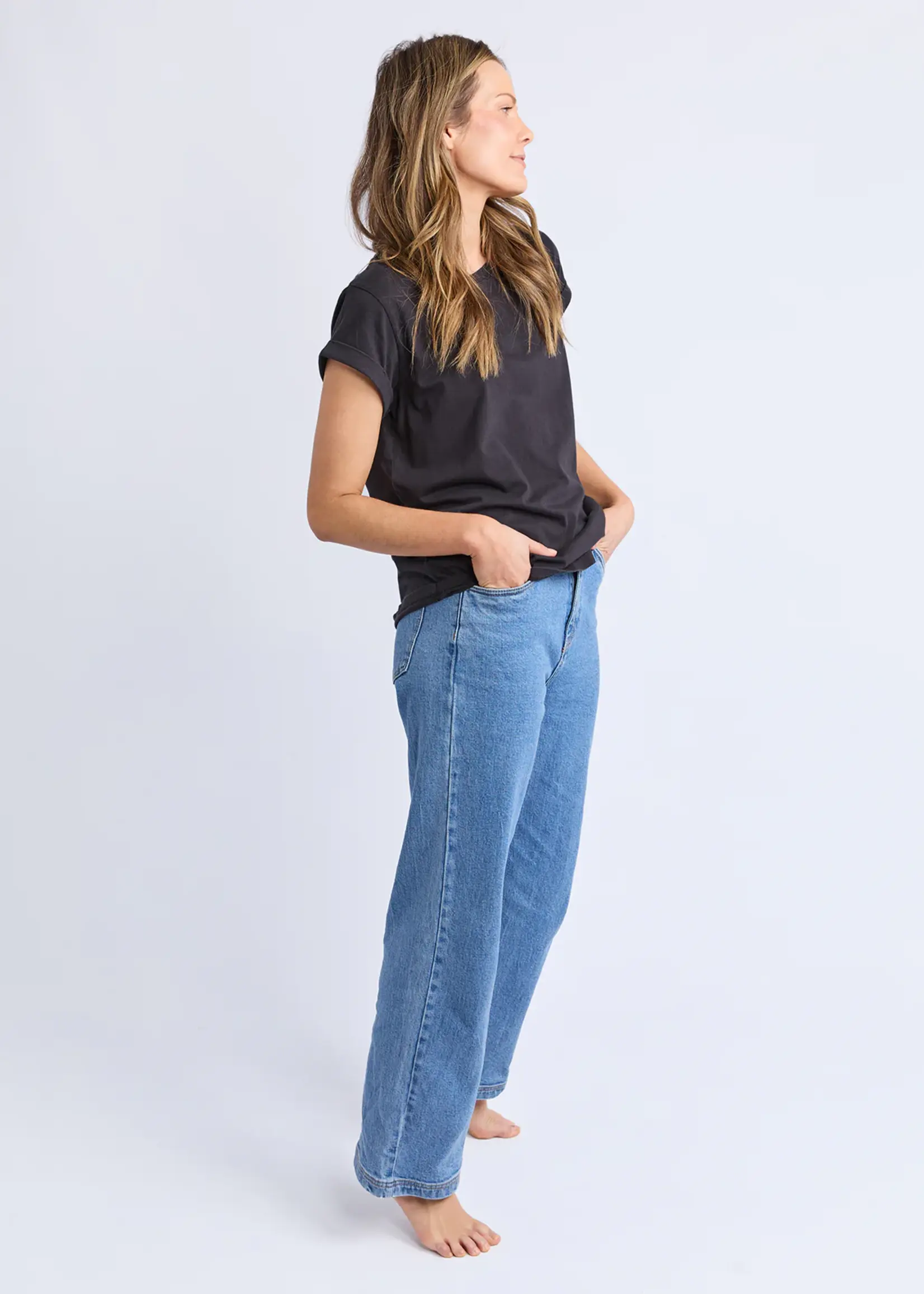 Foxwood Manly Tee - Black