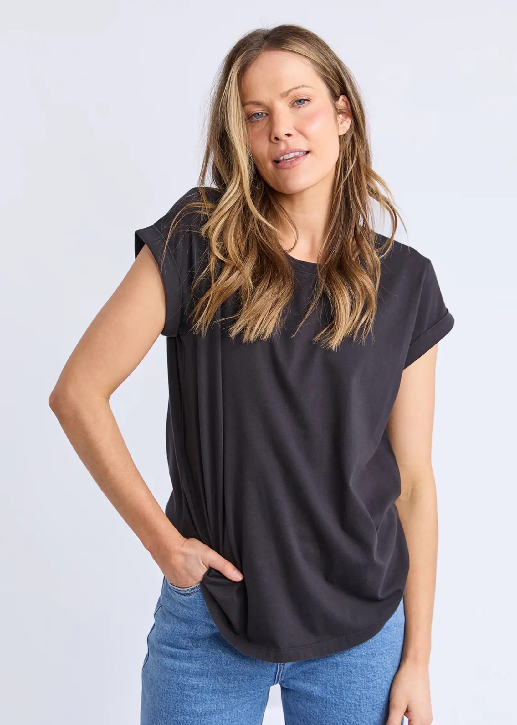 Foxwood Manly Tee - Black