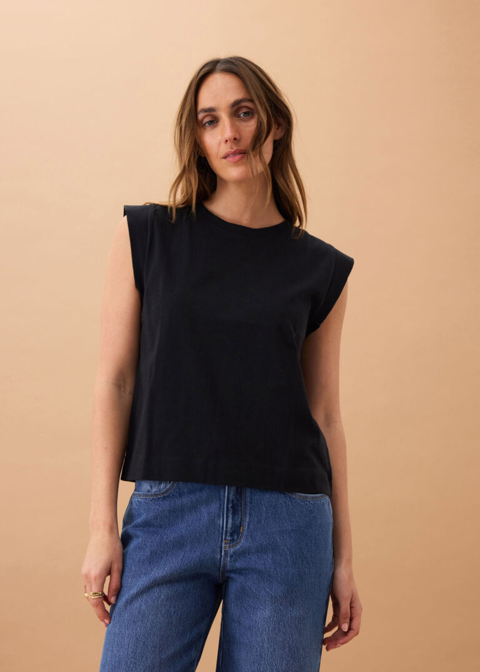 Ceres Life Extended Shoulder Tee