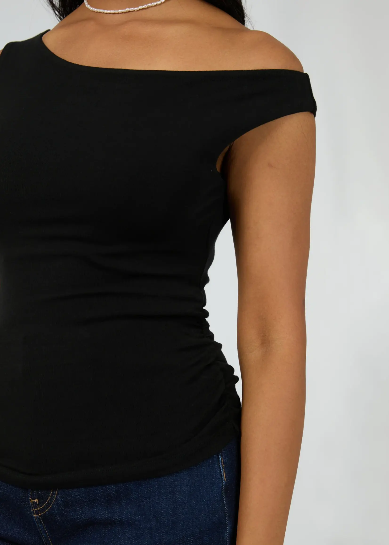 Kylie Off Shoulder Top - Black