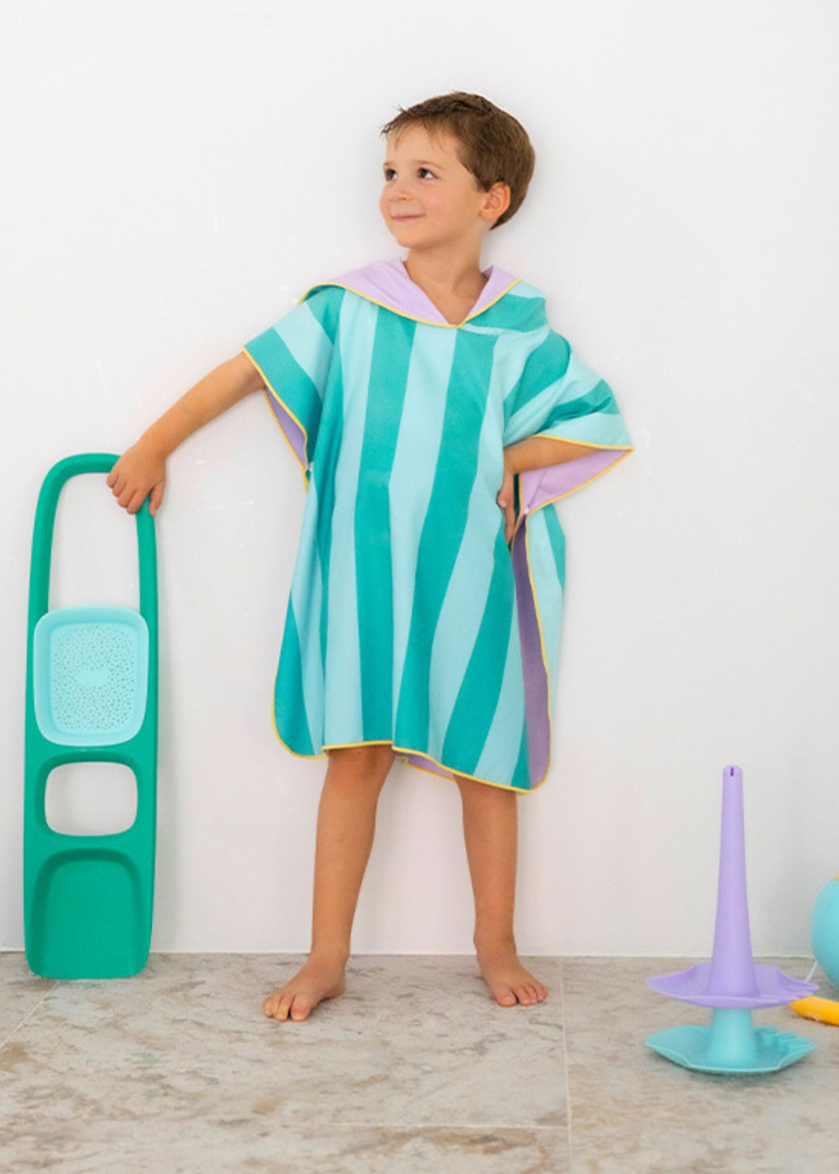 Quut Poncho (60cm x 60cm) - Green