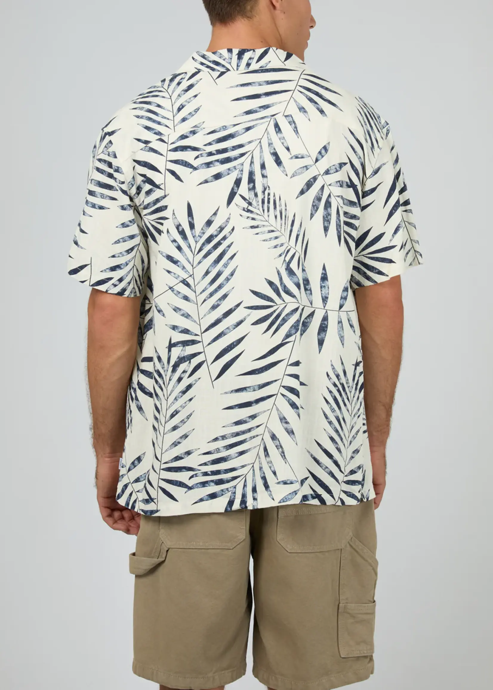 Silent Theory Resort Shirt