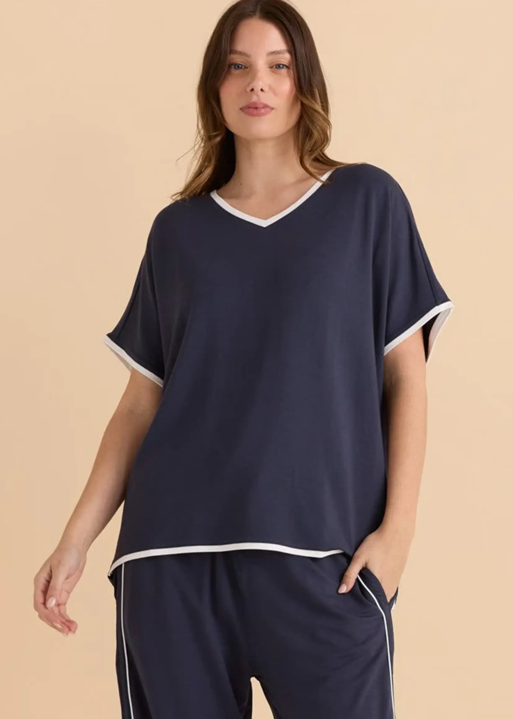 Betty Basic Clara Tee