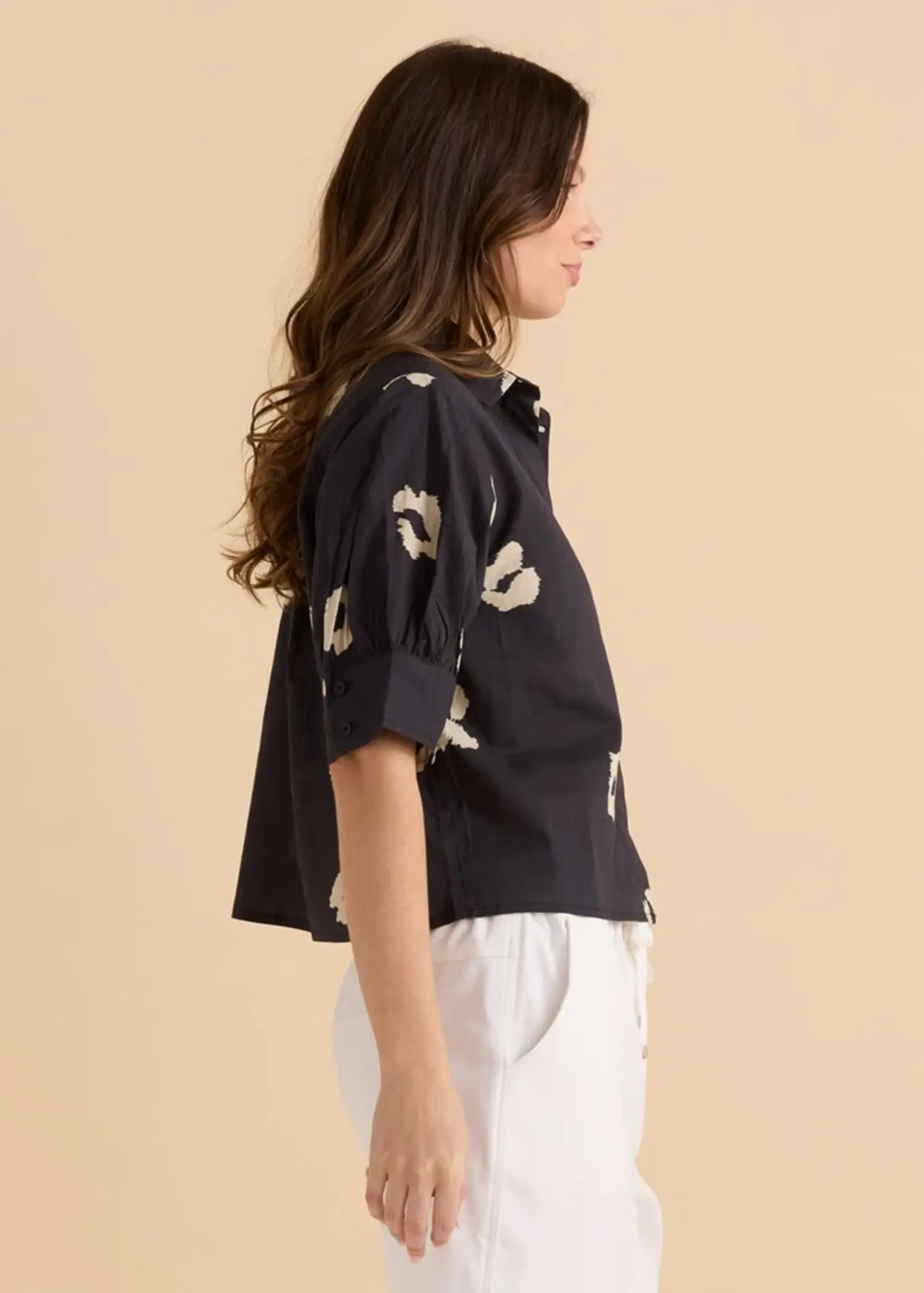 Betty Basic Reagan Poplin Shirt - Leopard Print Black