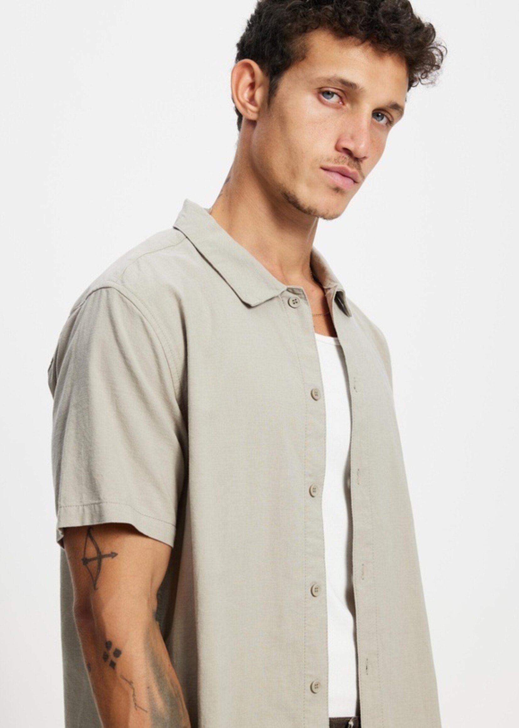 Rhythm Classic Linen SS Shirt - Stone