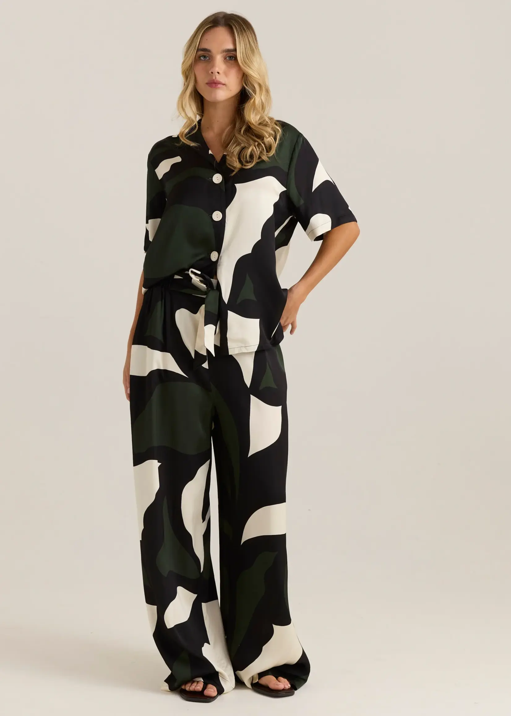 Sass Tarni Satin Shirt - Iris Abstract Print Black