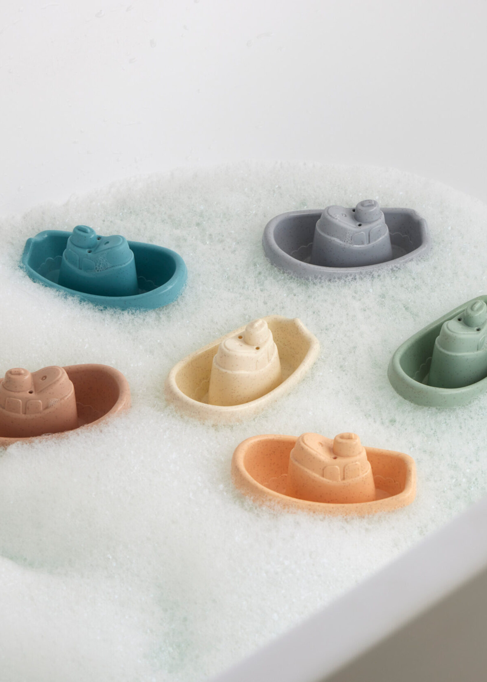 Eco- Friendly Splash & Pour Boats