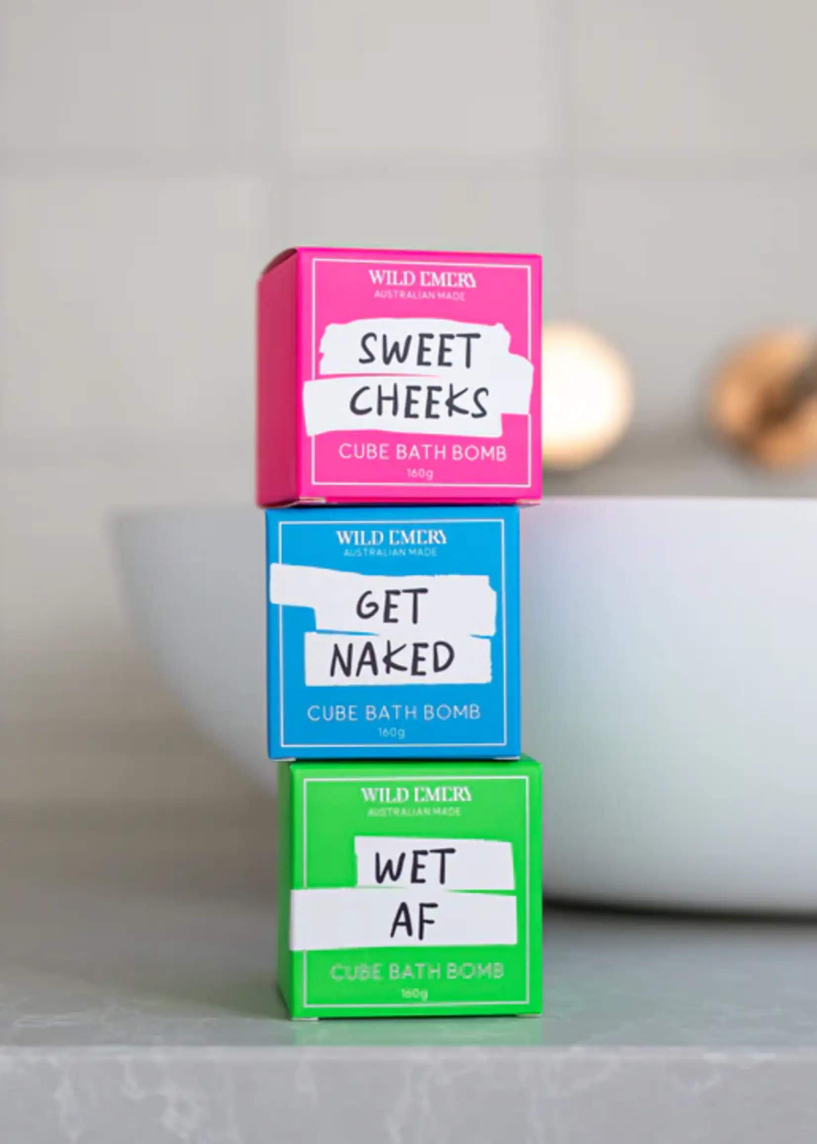 Wild Emery Sweet Cheeks - Cube Bath Bomb