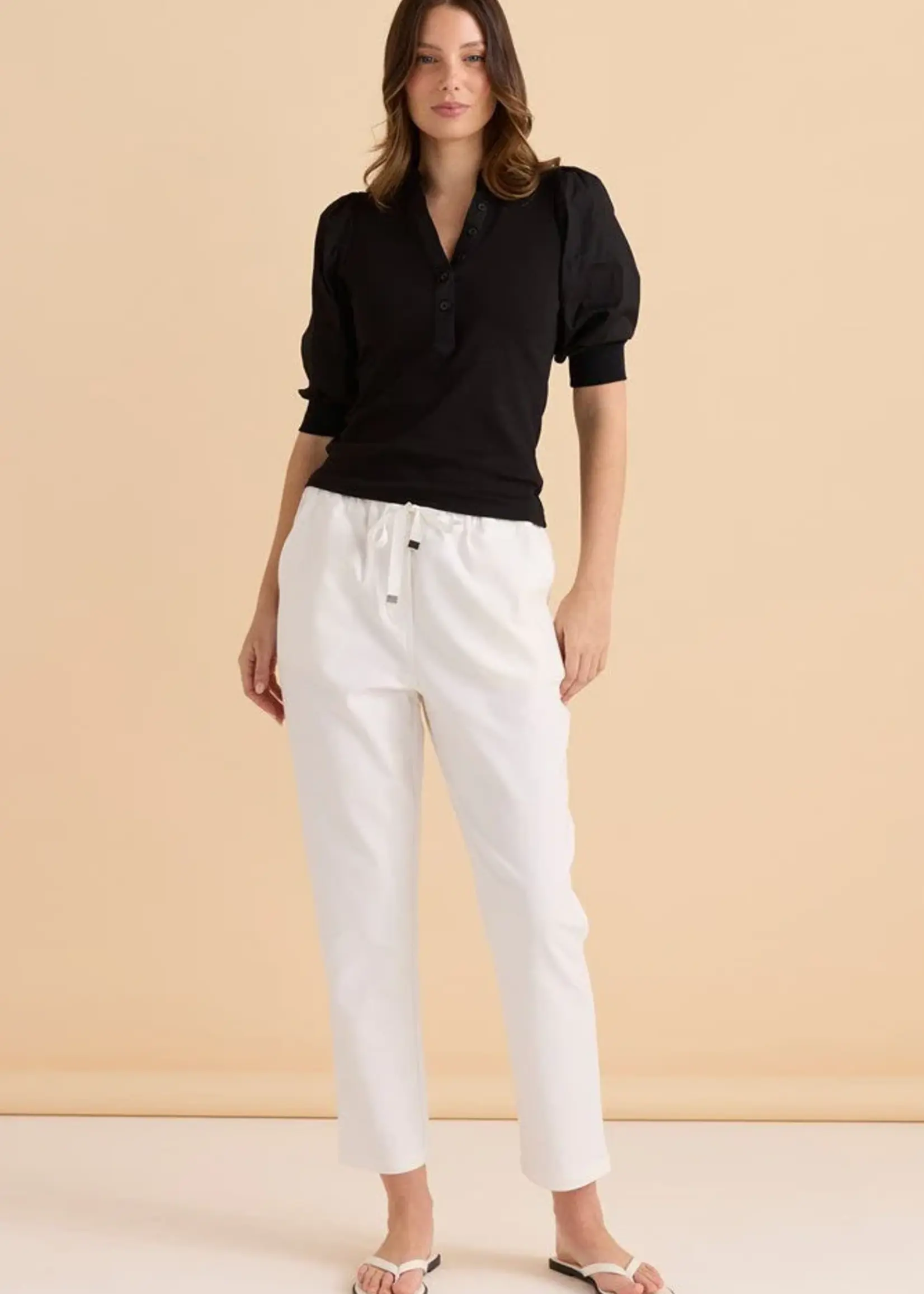 Betty Basic Kenzie Jogger - White