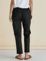Betty Basic Kenzie Jogger - Black