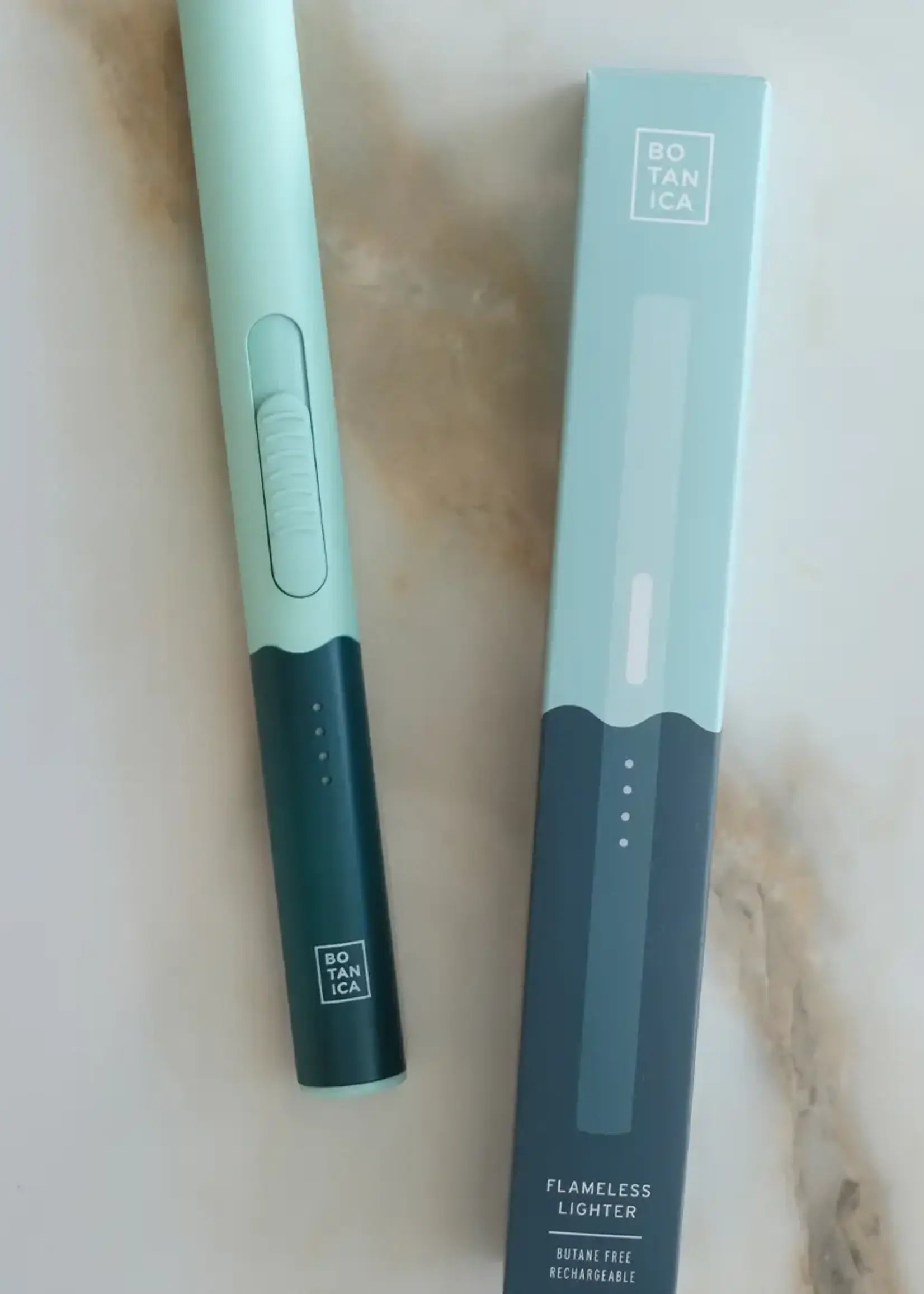 Bontanica Flameless Rechargeable Lighter / Duo Tone