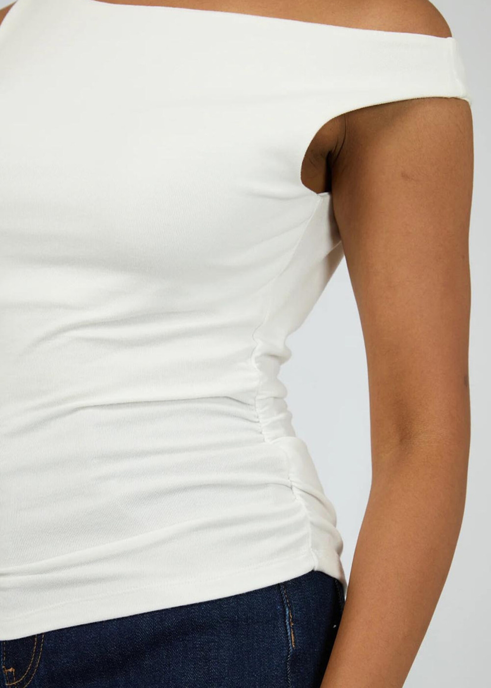 Kylie Off Shoulder Top - Vintage White