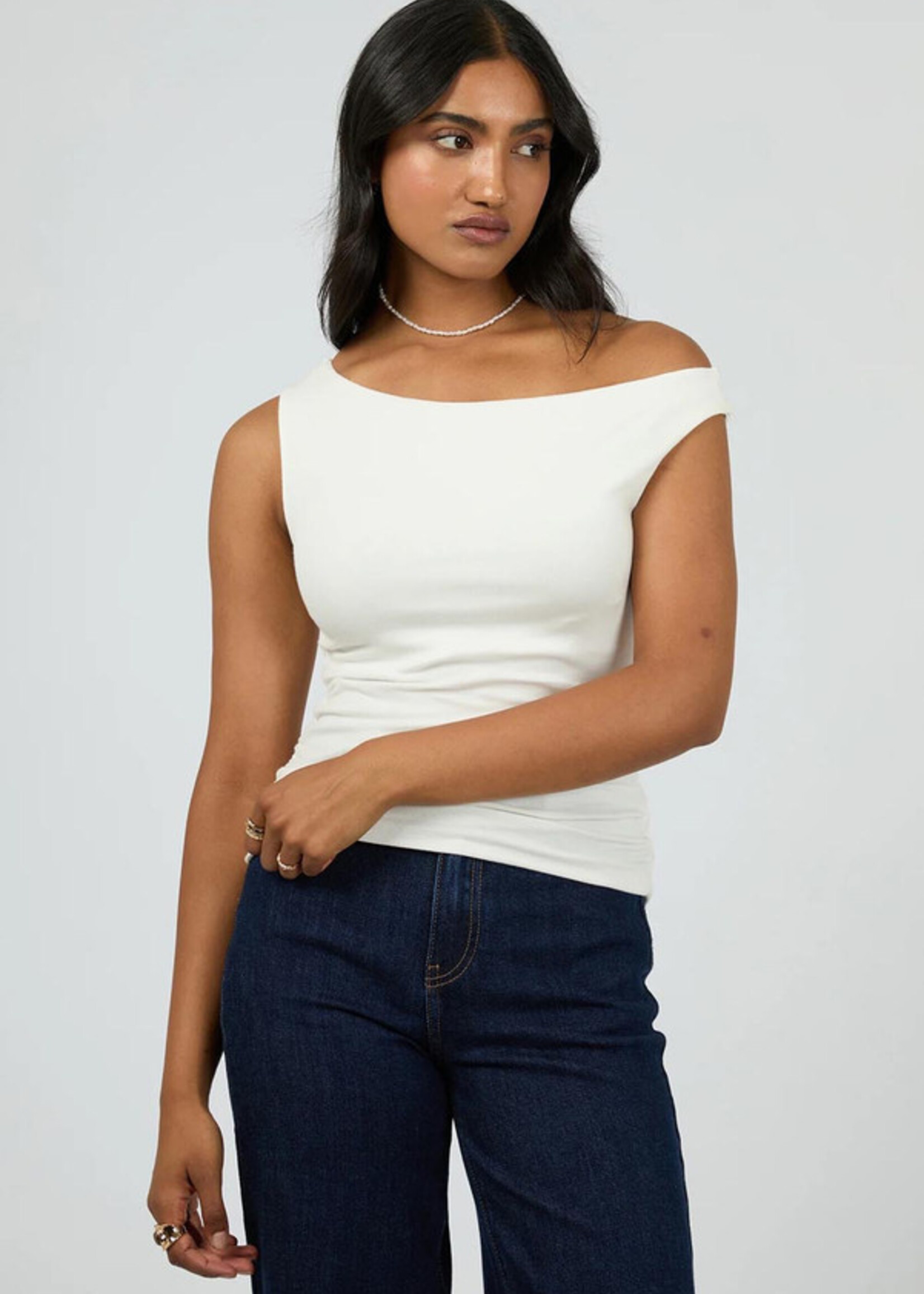 Kylie Off Shoulder Top - Vintage White