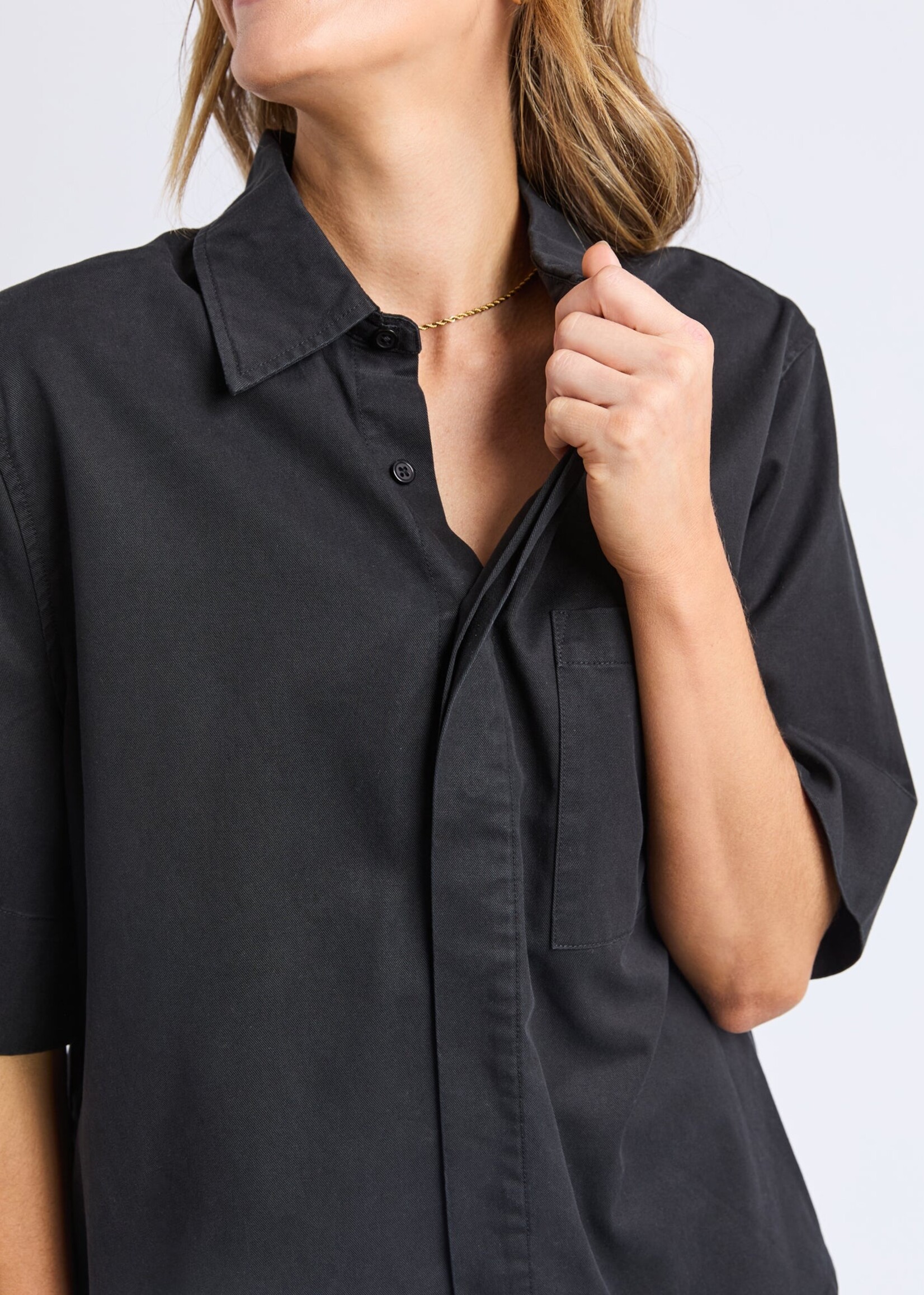 Elm Lifestyle Lucinda Shirt - Black