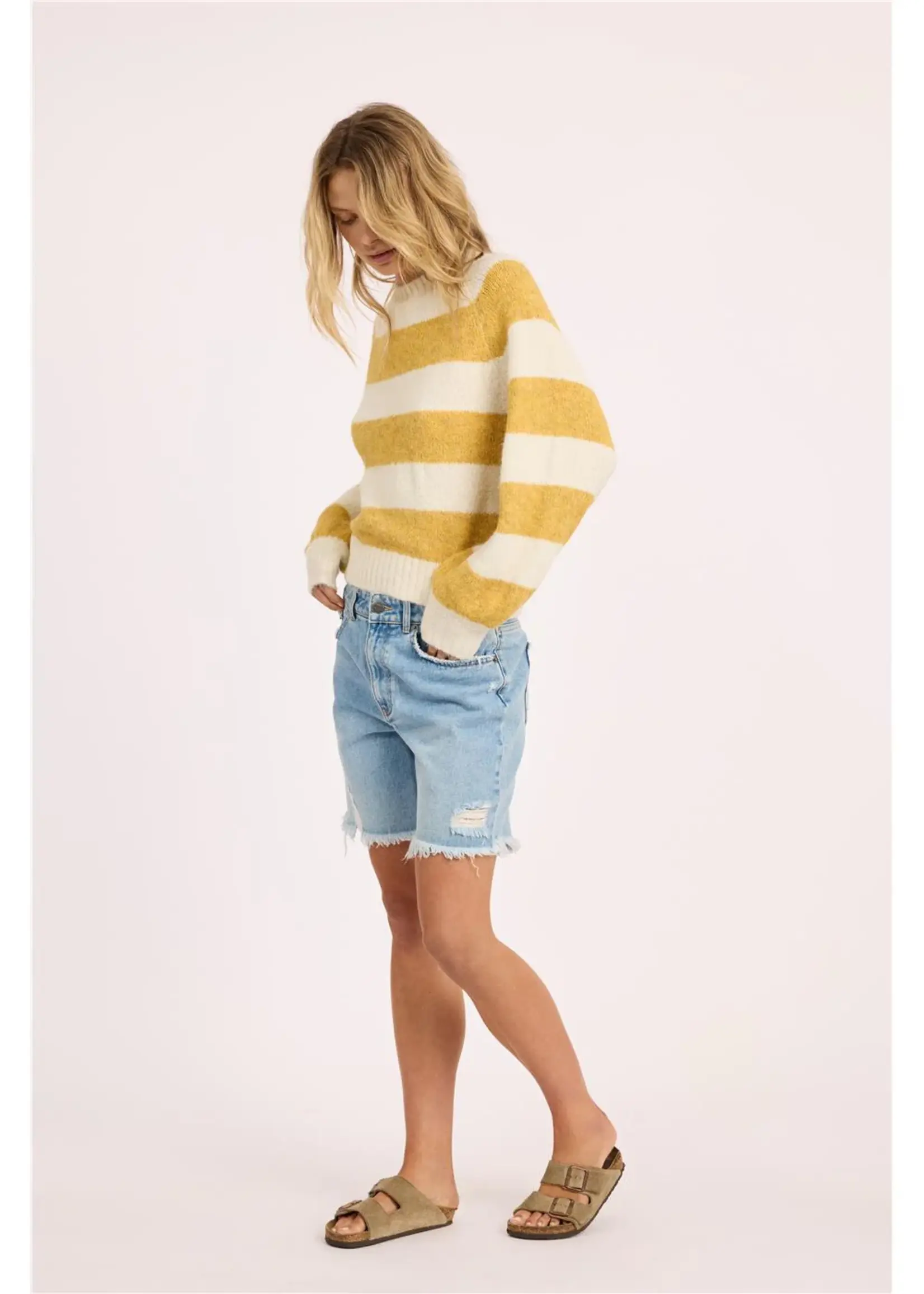 Face In The Sun Sweater - Honey Gold