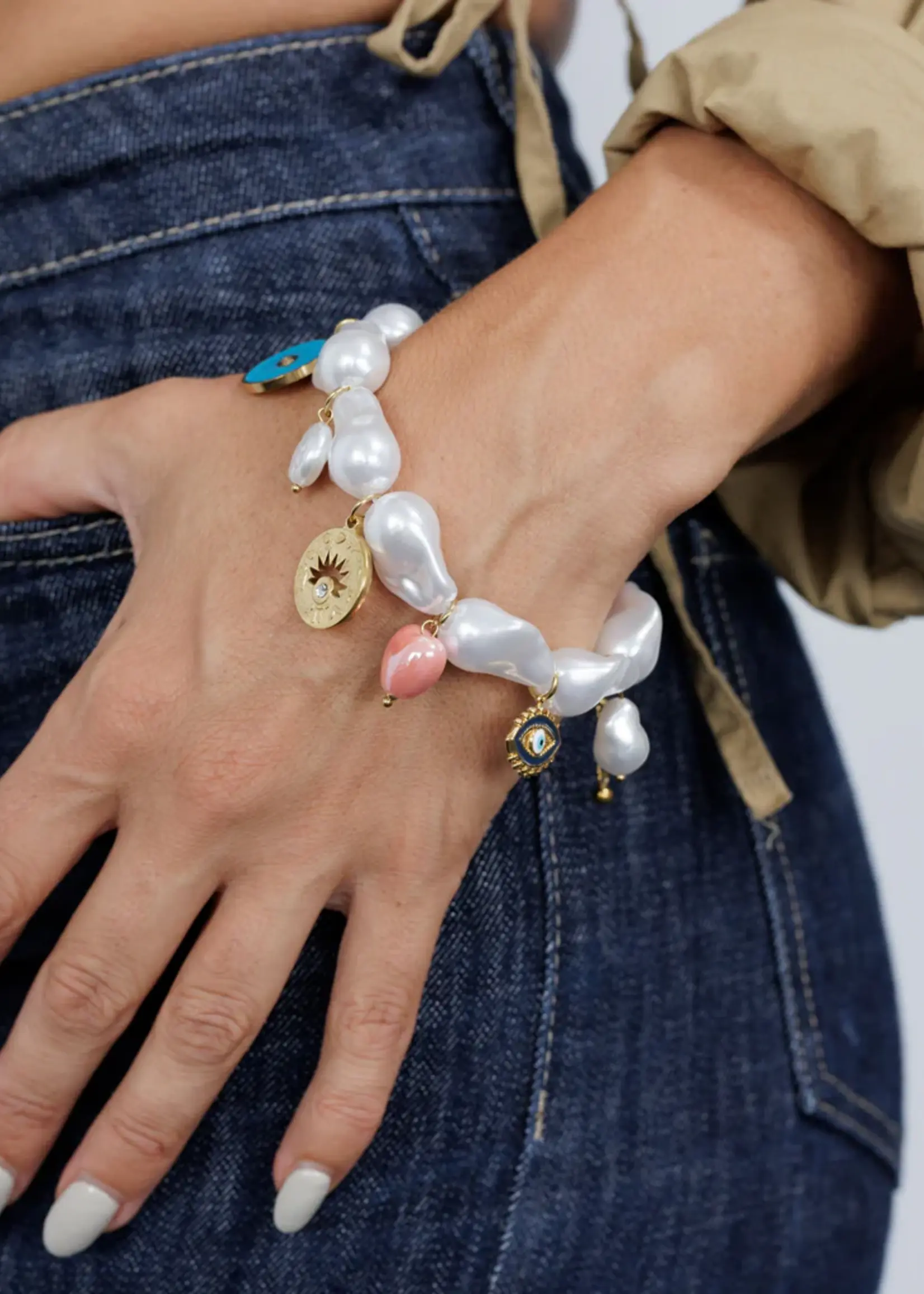 Zoda Pearl Charm Bracelet Sun Coin Charm