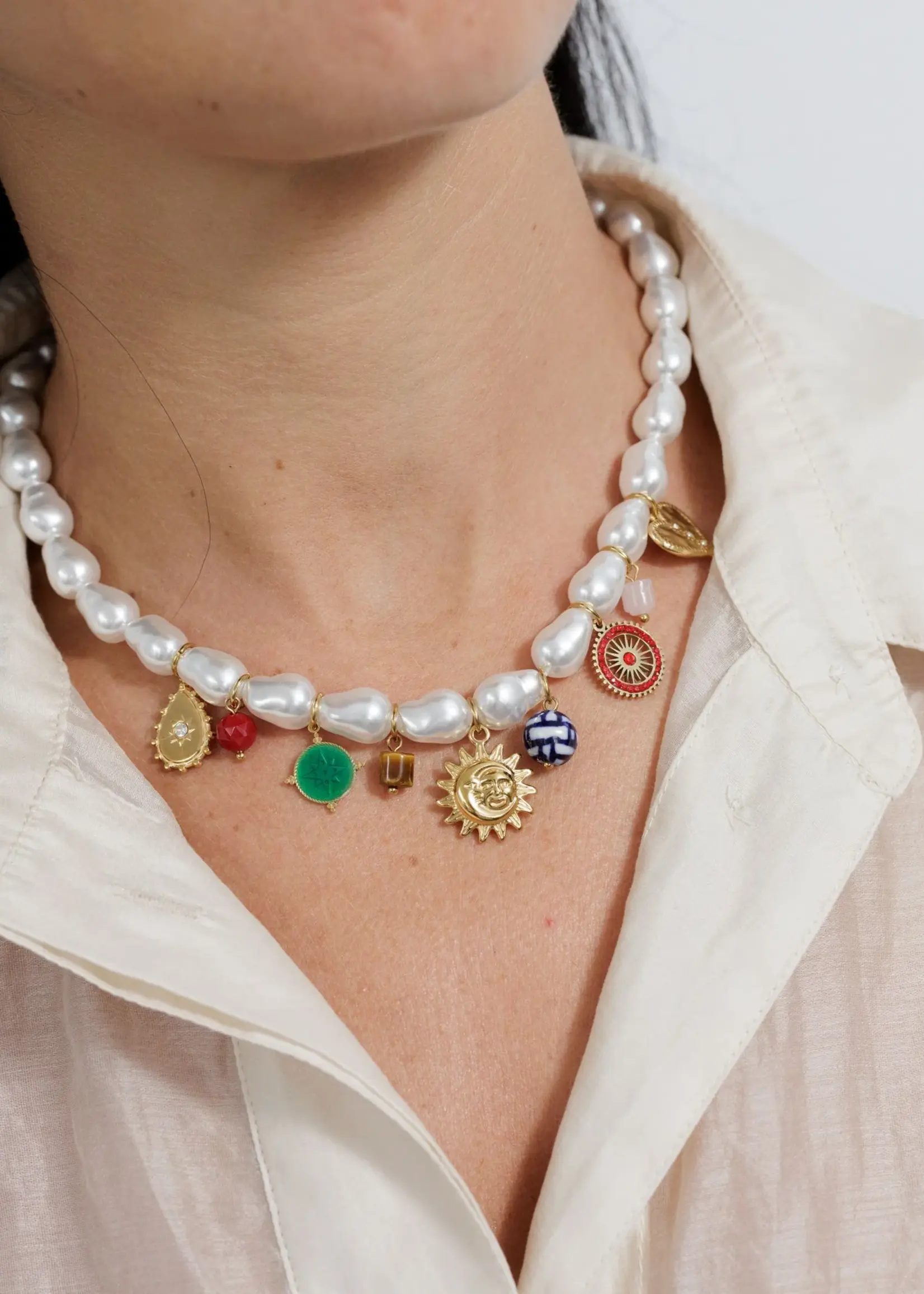 Zoda Pearl Charm Necklace Sun Charm