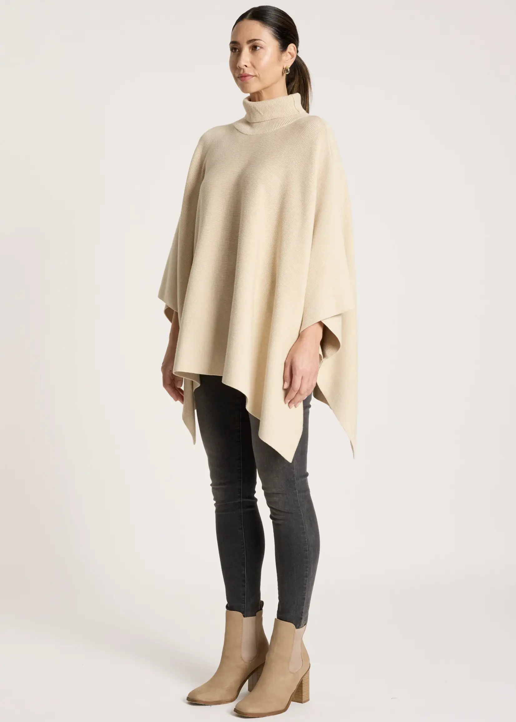 EB & Ive Samira Poncho - Bisque