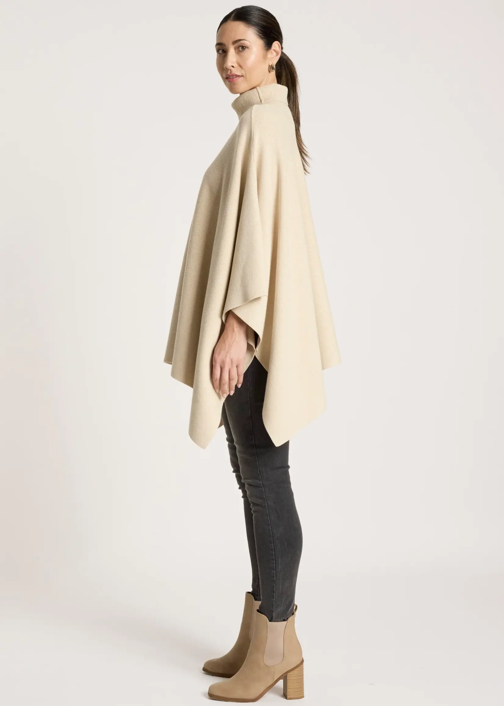 EB & Ive Samira Poncho - Bisque