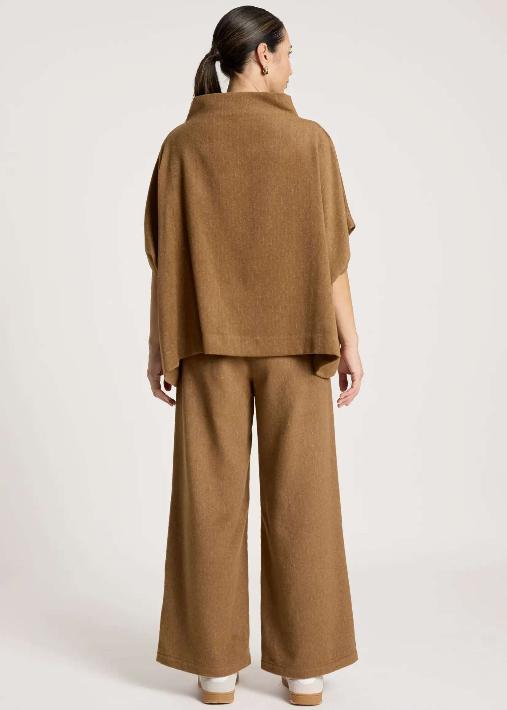 EB & Ive Azul Poncho - Clay