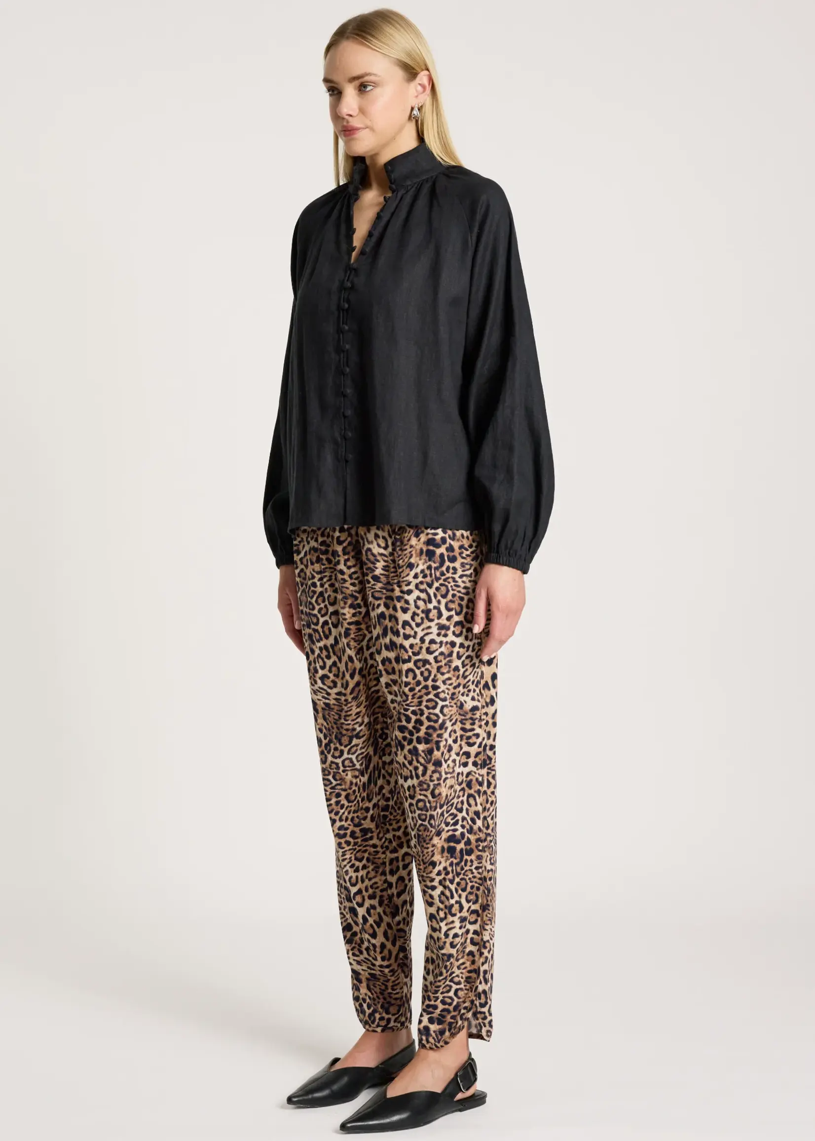 EB & Ive Bajau Button Shirt - Black