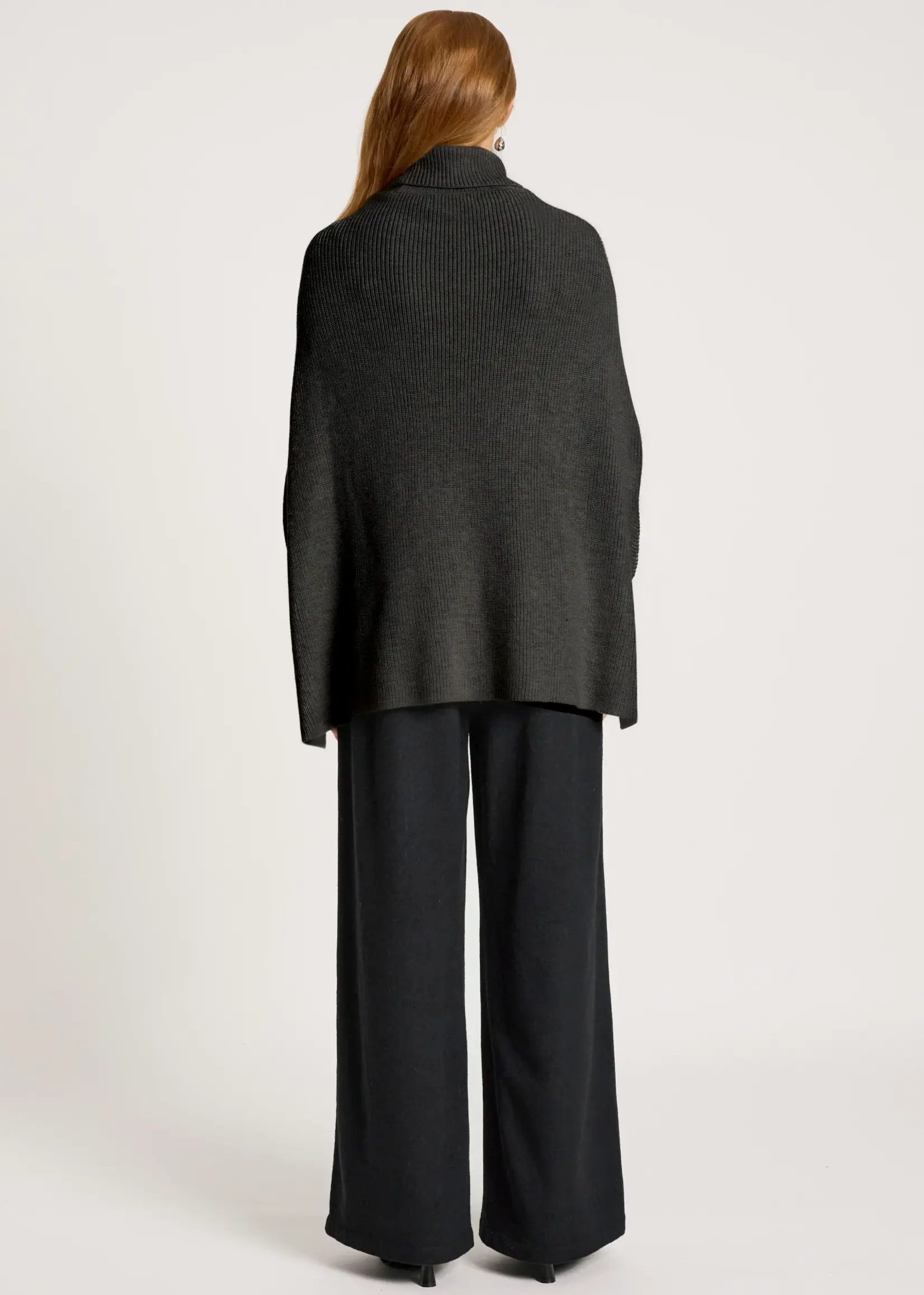 EB & Ive Berber Poncho - Char