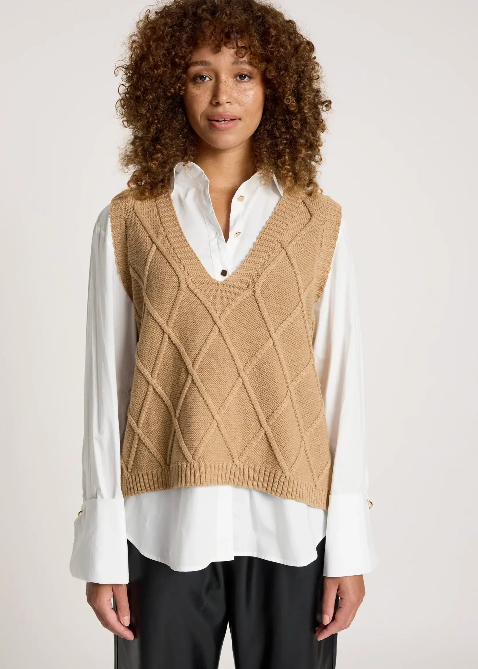 EB & Ive Liora Knit Vest - Mocha