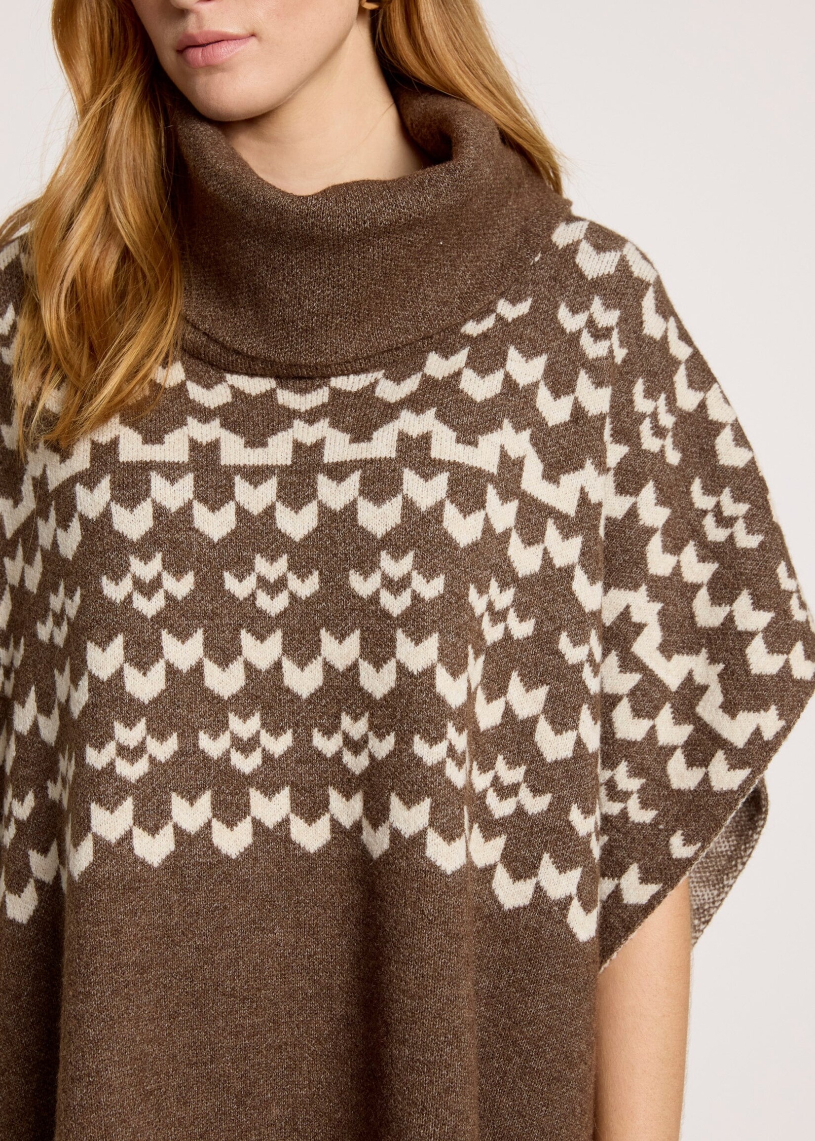 EB & Ive Maasai Poncho - Cocoa/Dune