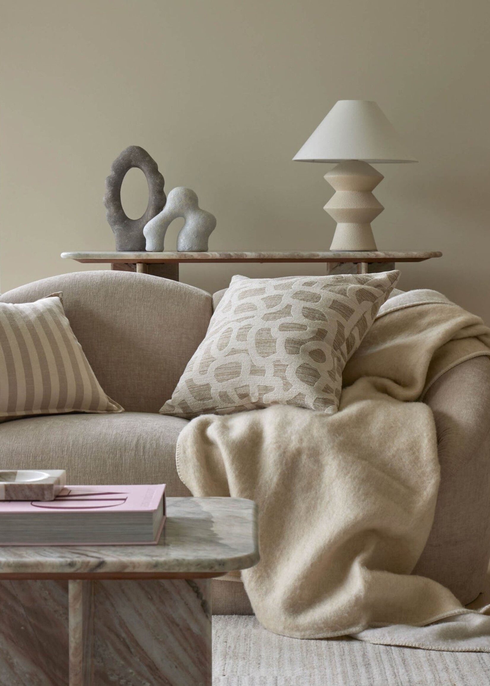 Avalon Stitch Throw 130x180cm Ivory