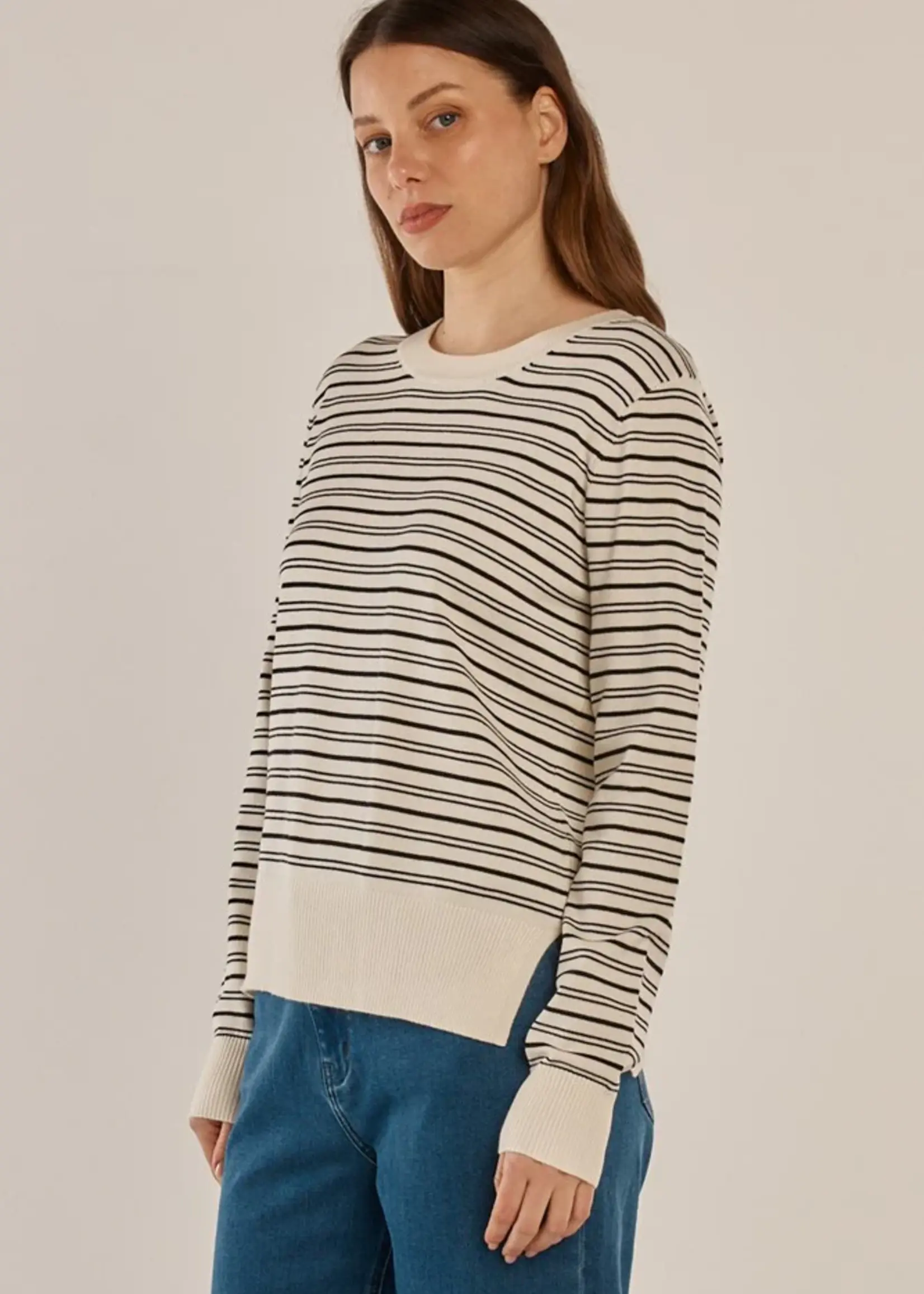 Betty Basic Louis Sweater