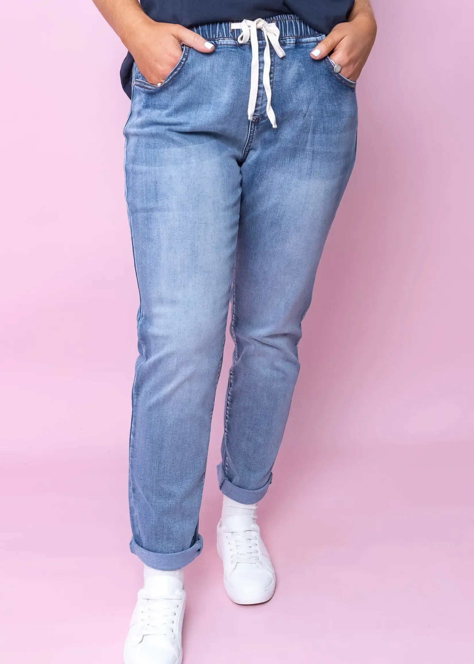 Foxwood Juliette Jogger Jean -  Light Blue Denim