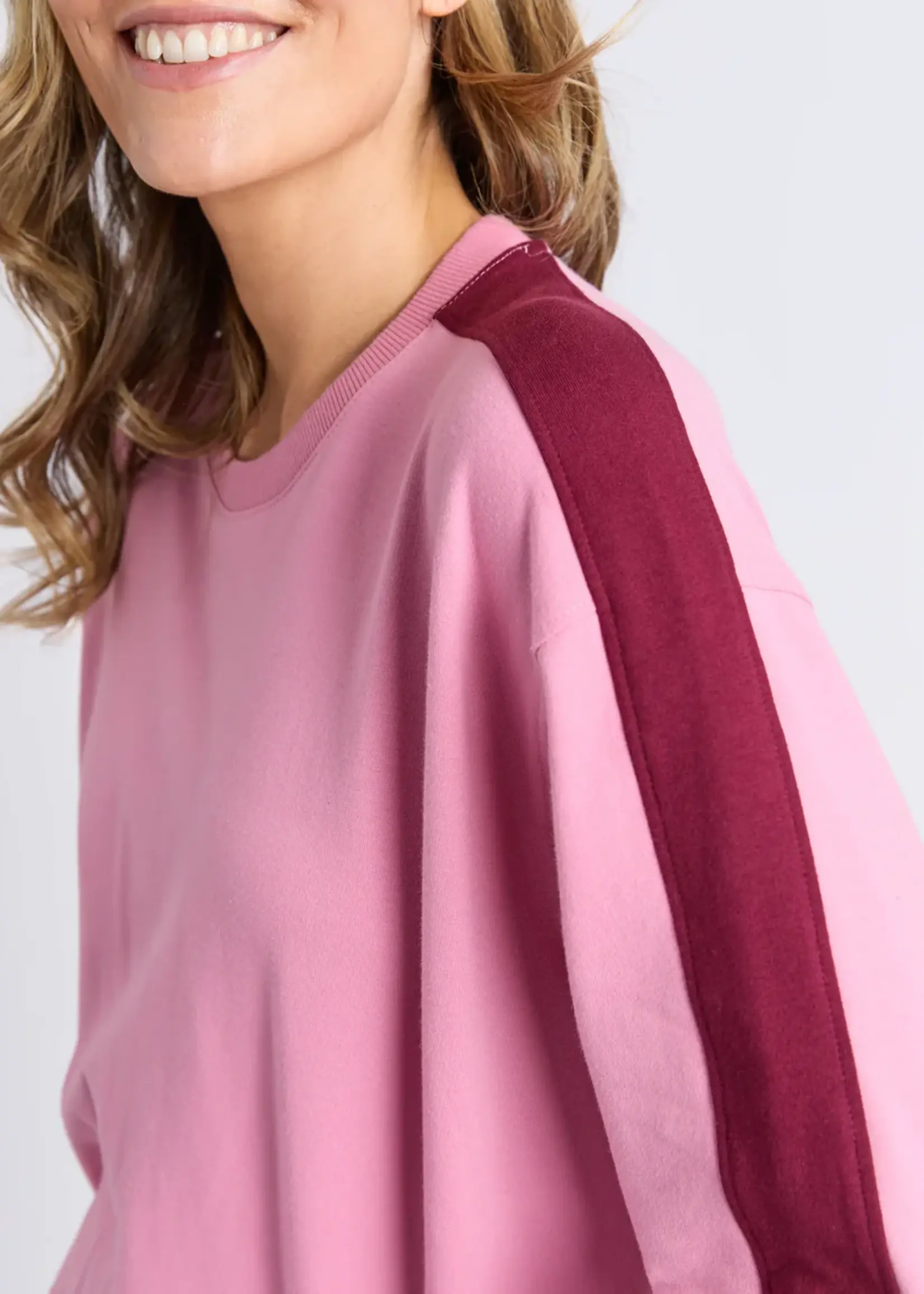 Elm Lifestyle Sloane Fleece Crew