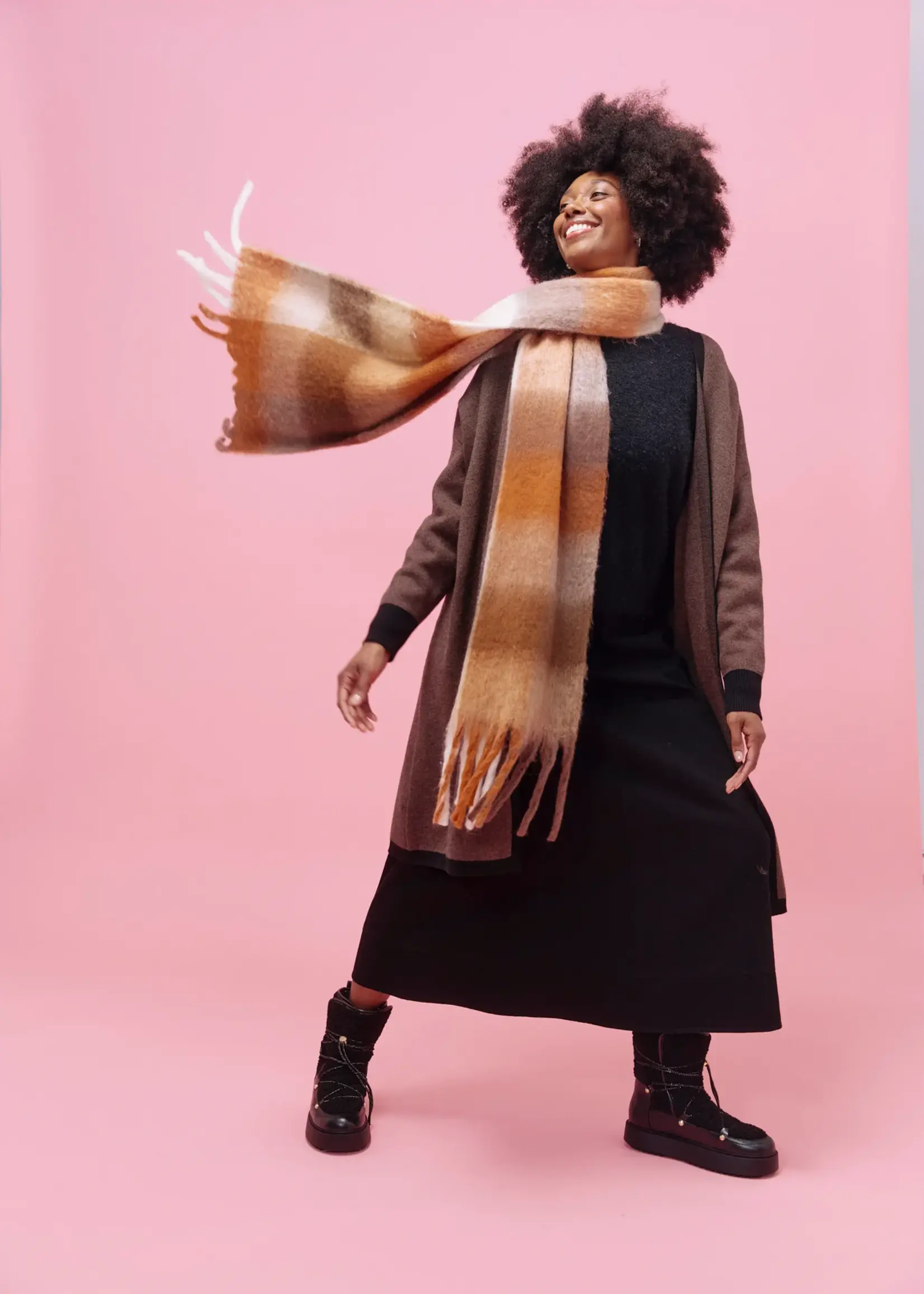 Haven Niseko Check Scalf