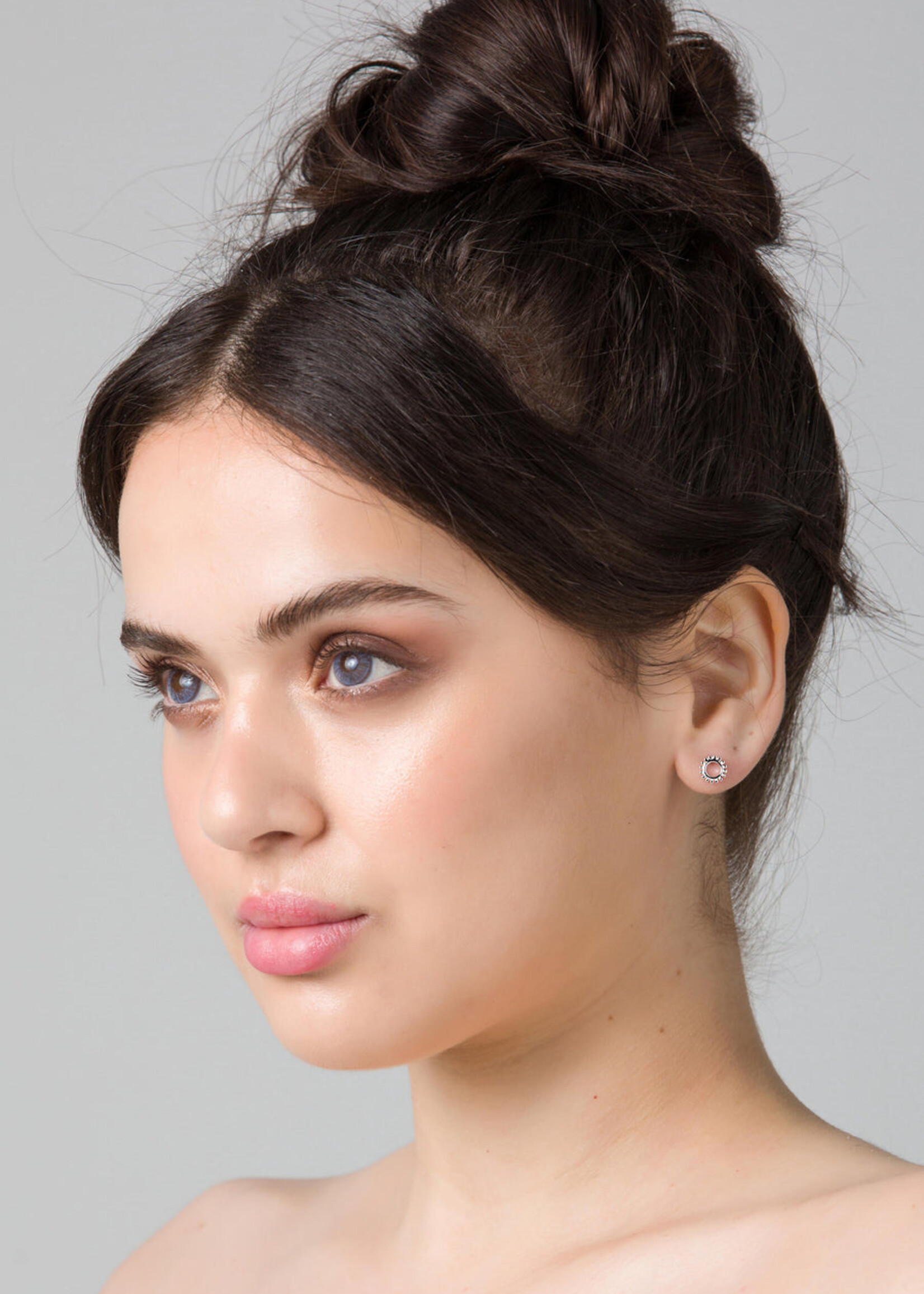 Liberte Petite Daisy Gold Earring
