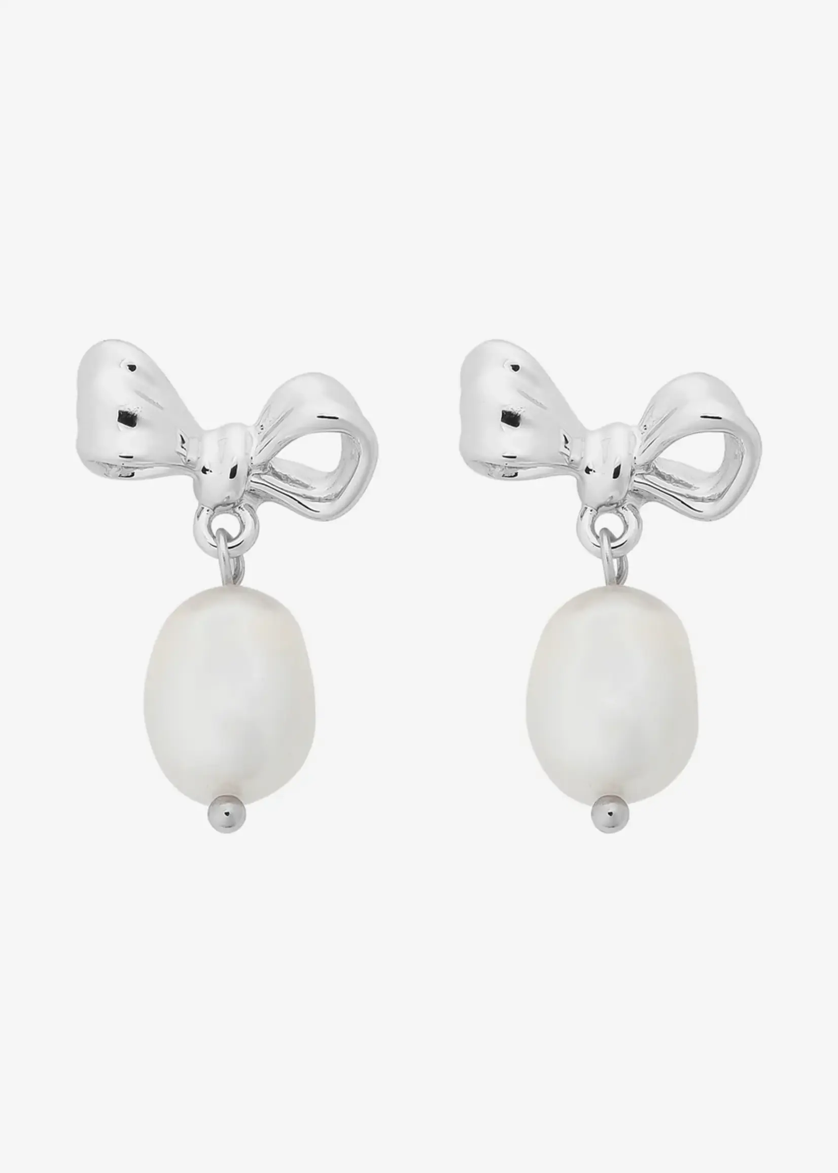 Liberte Alice Silver Bow Pearl Earring