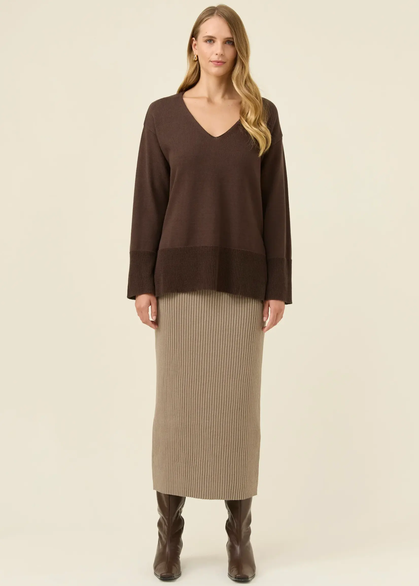 Isle of Mine Darby Jumper - Chocolate