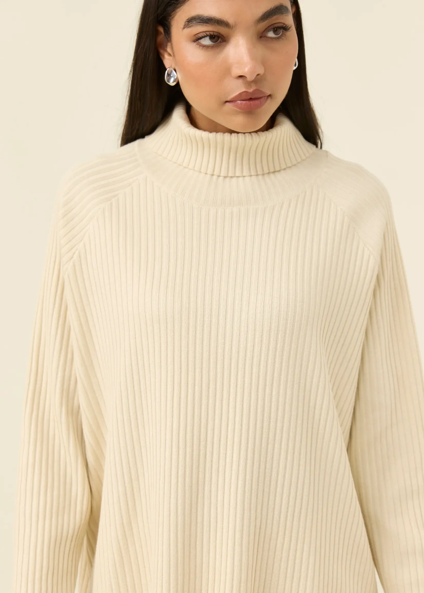Isle of Mine Juno Relaxed Roll Neck Jumper - Canvas