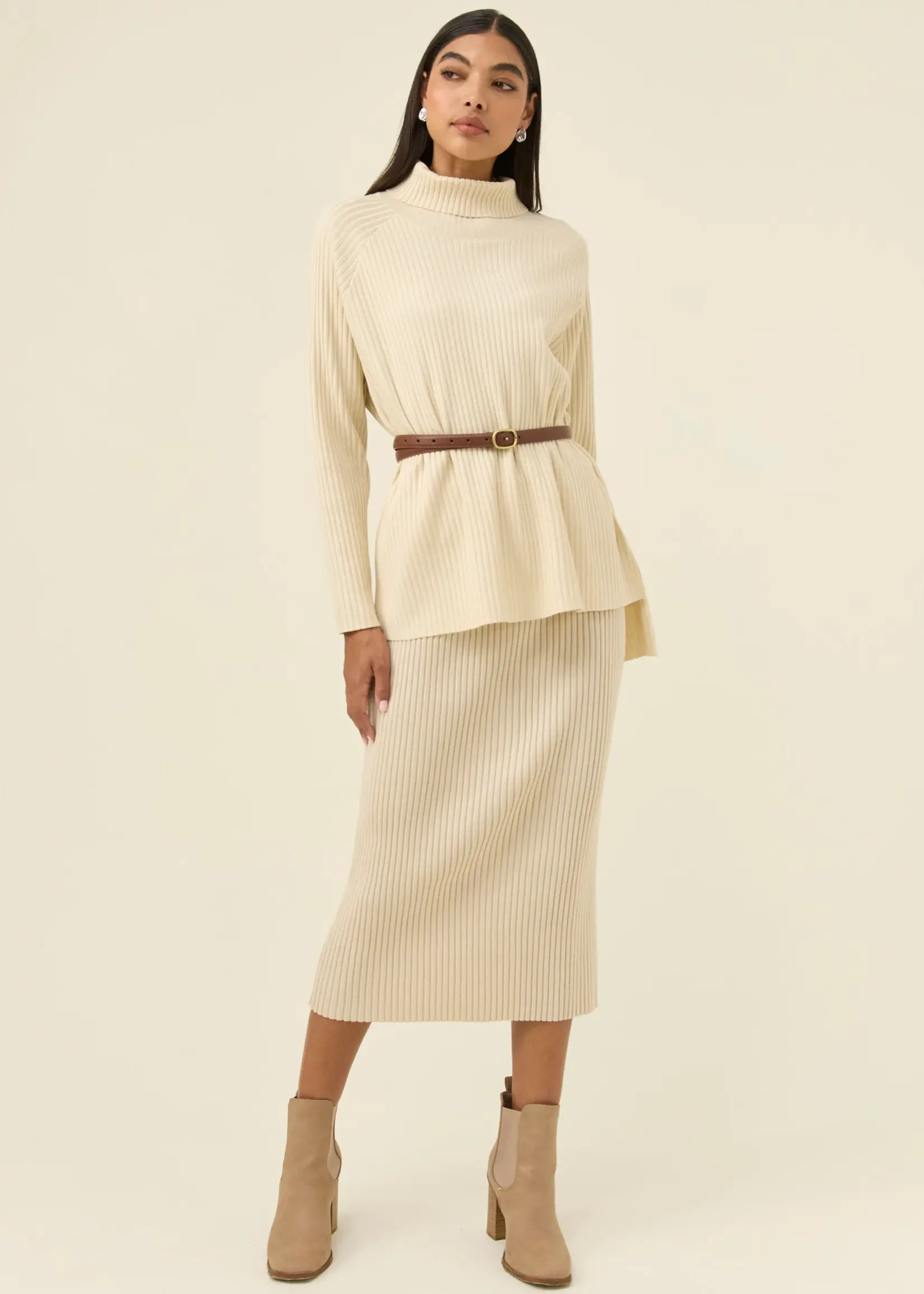 Isle of Mine Juno Relaxed Roll Neck Jumper - Canvas